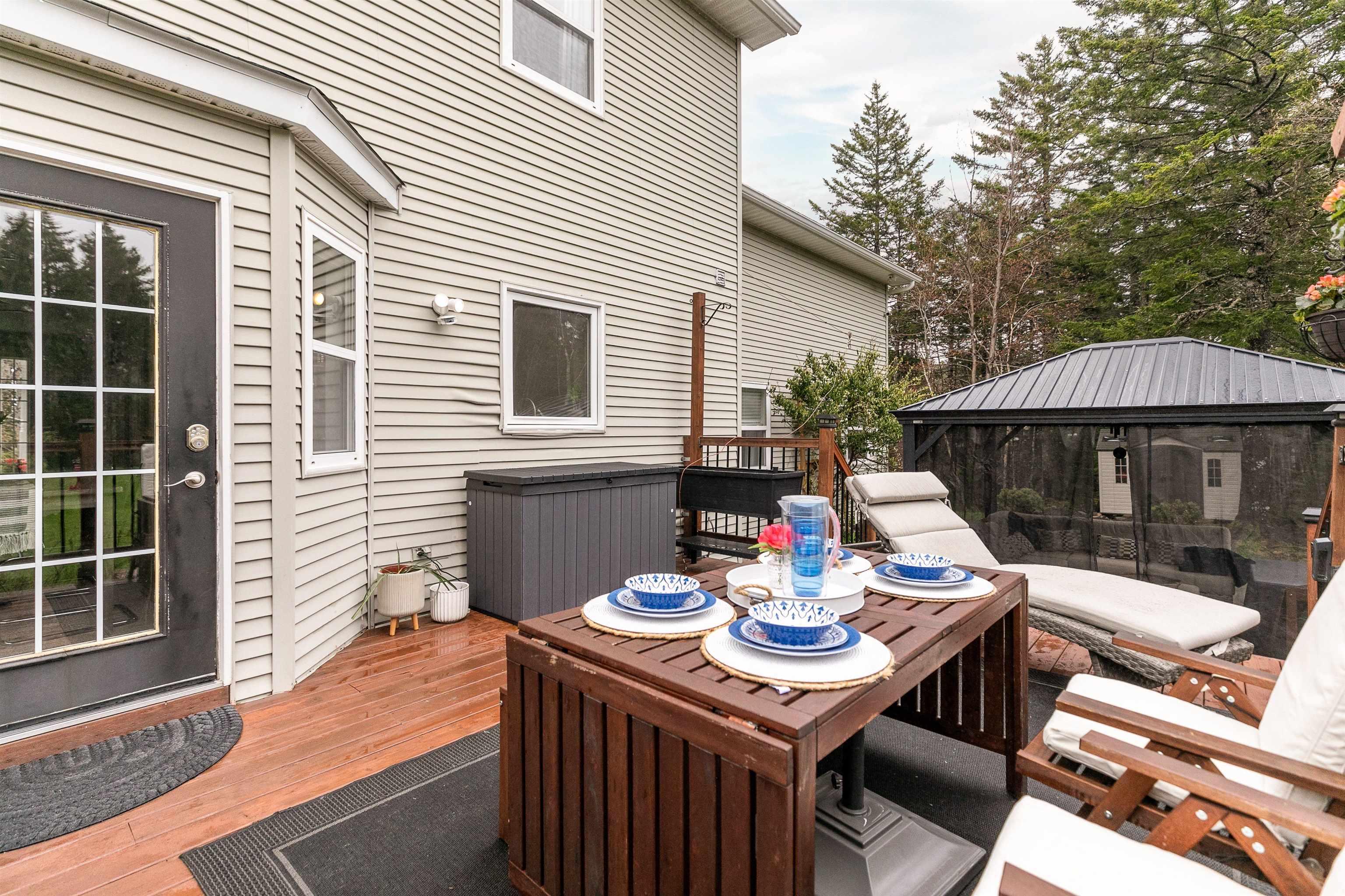 $849,900.00: 43 Diana Drive, Hammonds Plains