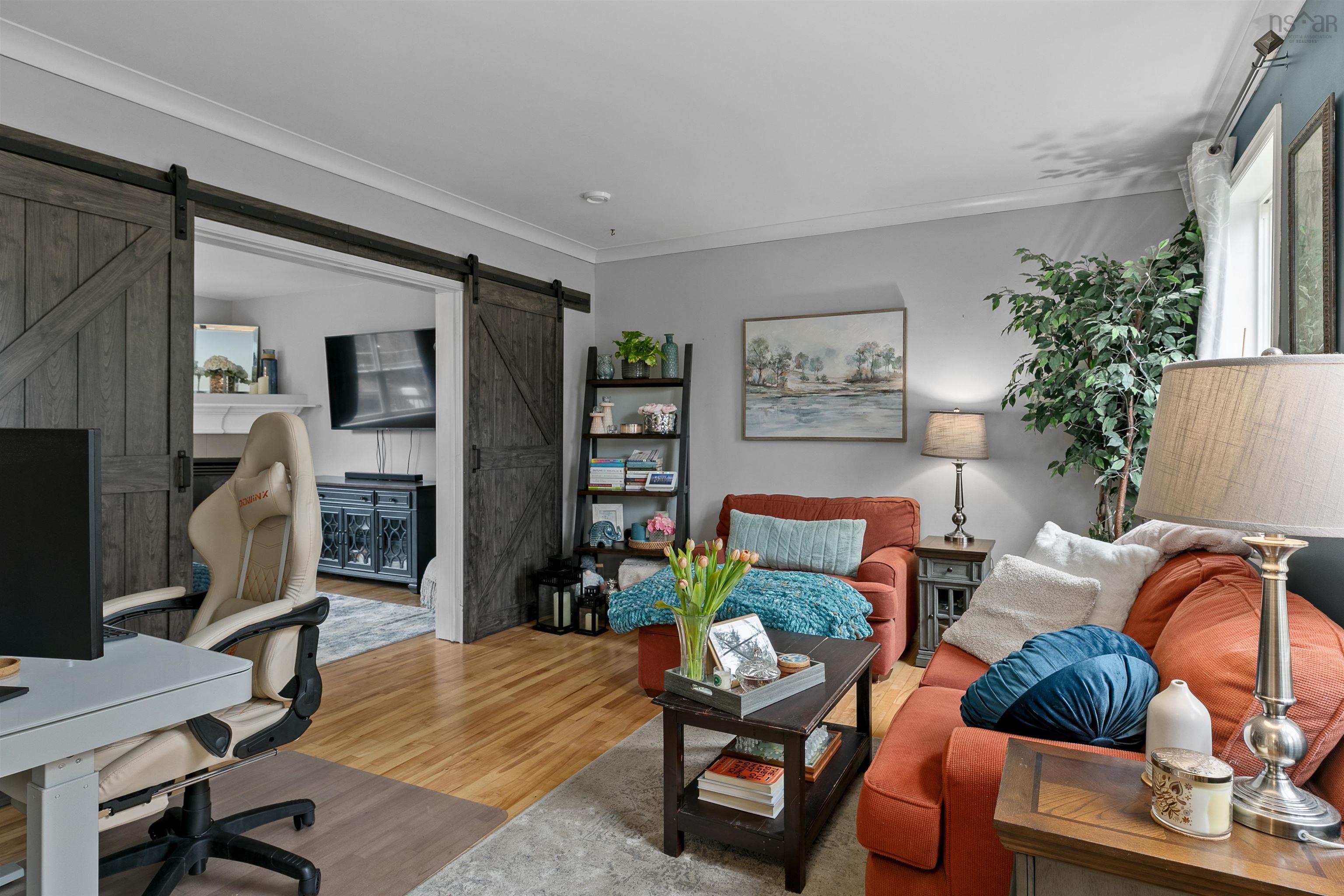 $849,900.00: 43 Diana Drive, Hammonds Plains