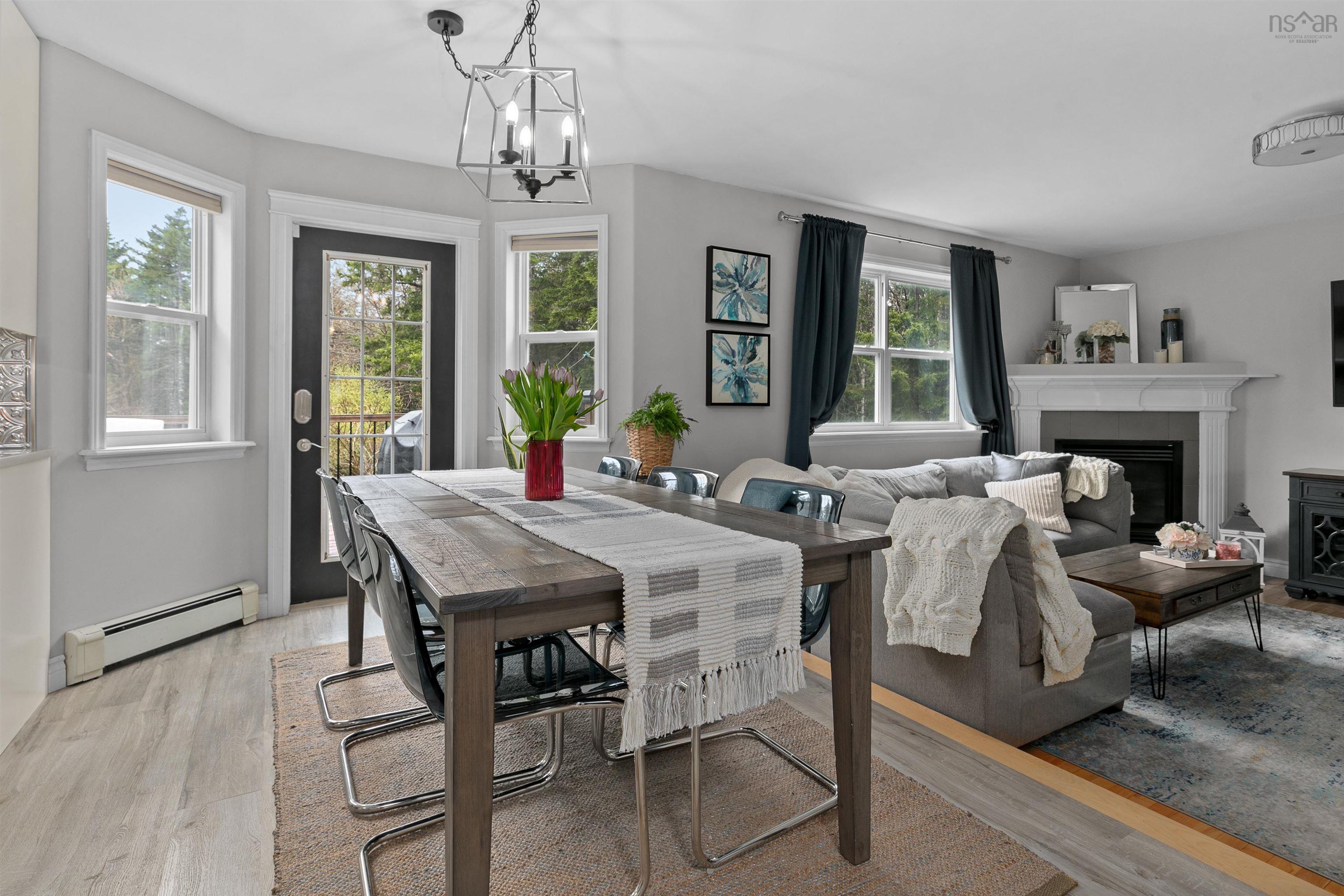 $849,900.00: 43 Diana Drive, Hammonds Plains