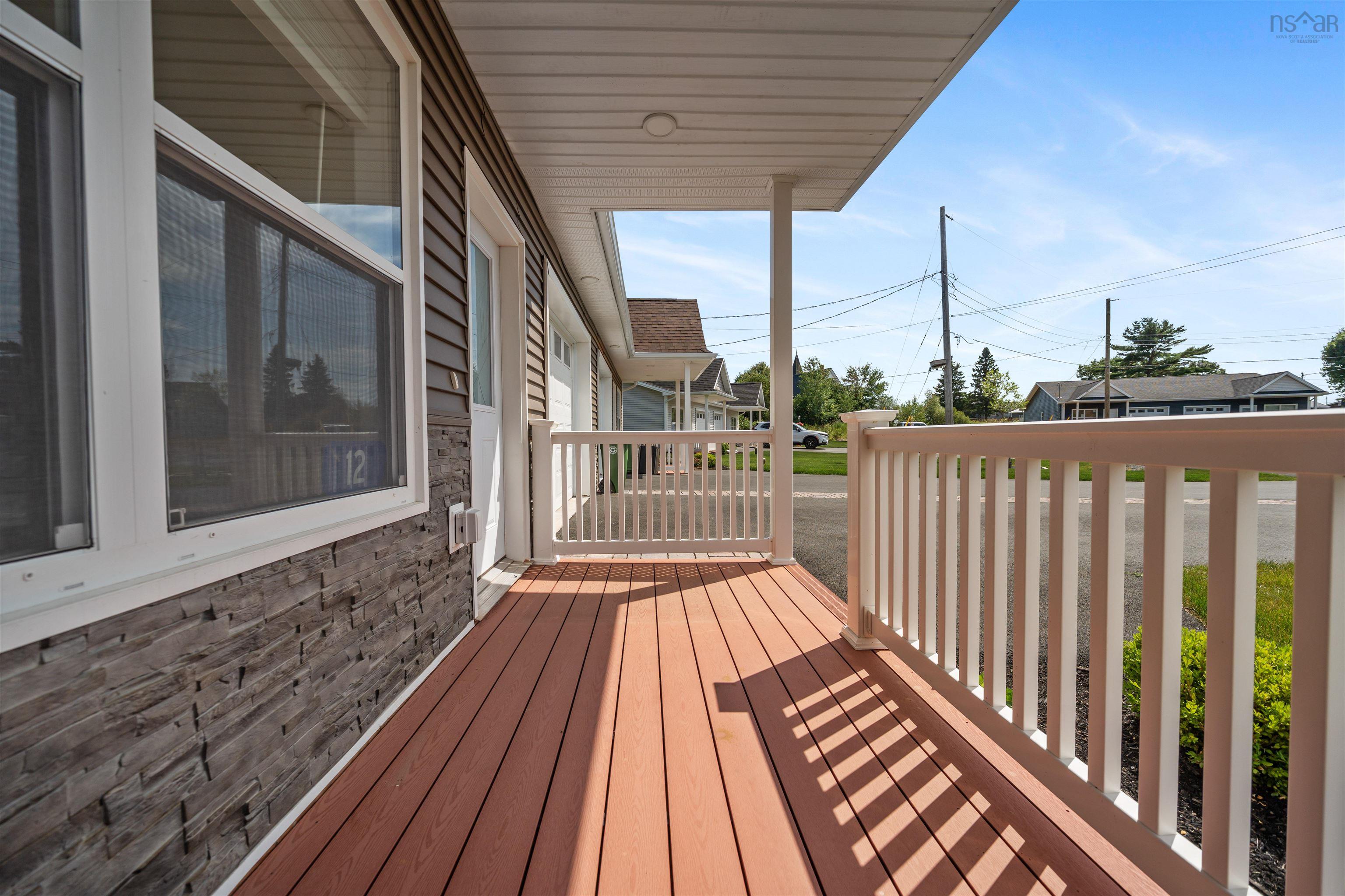 $367,500.00: 12 SUMMER HILL Place, Upper Onslow