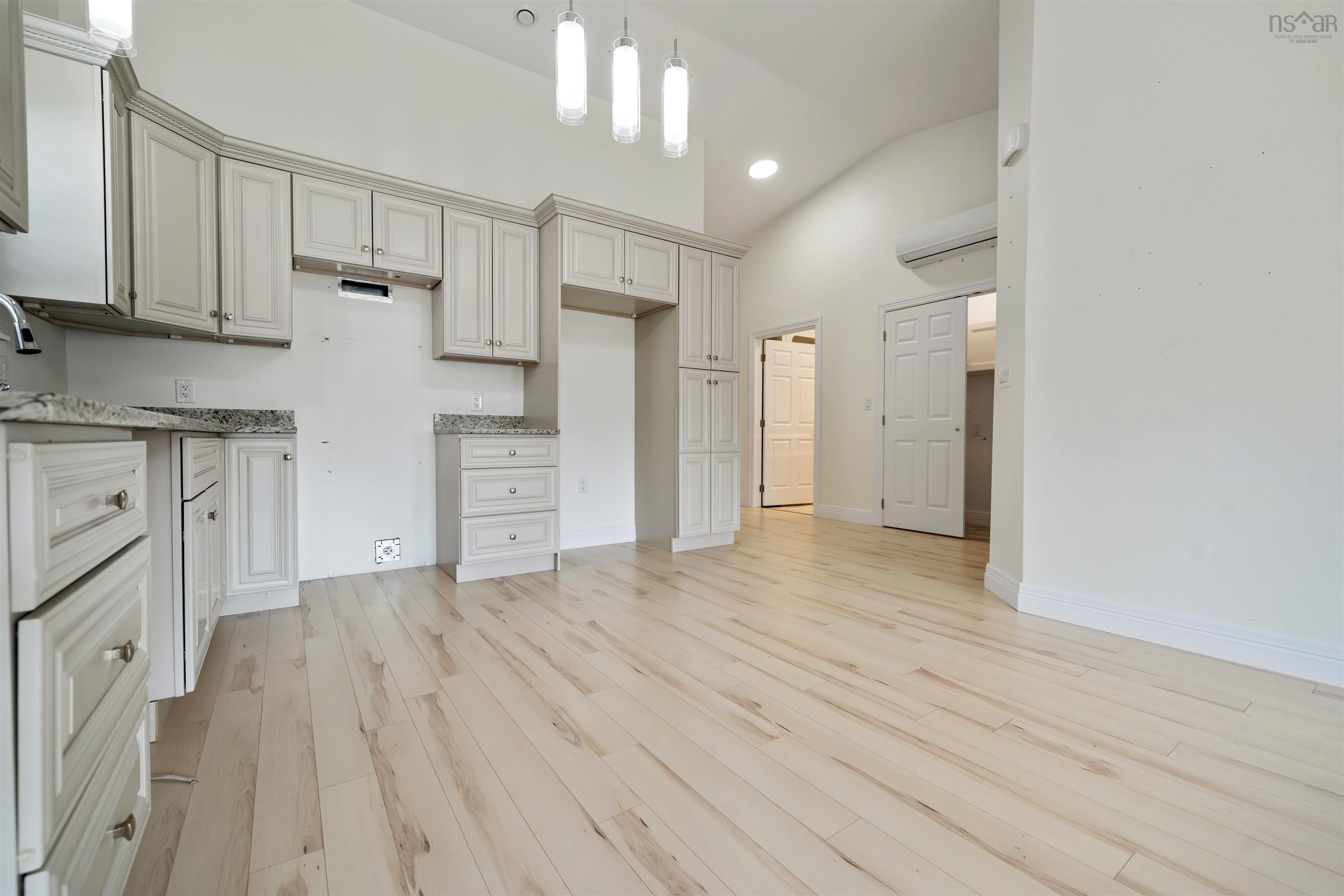 $367,500.00: 12 SUMMER HILL Place, Upper Onslow