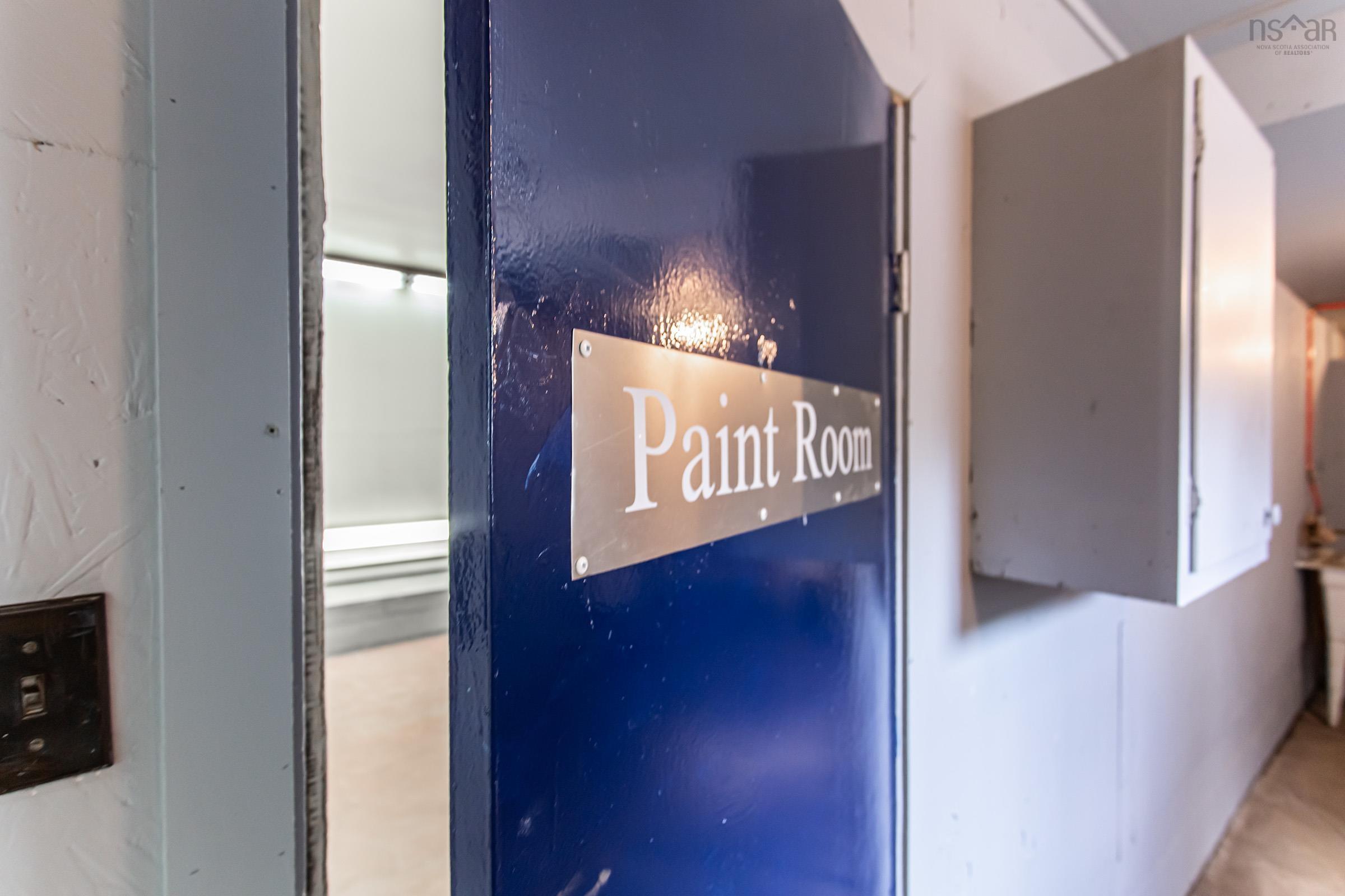 $400,000.00: 62 Victoria Road, Wilmot