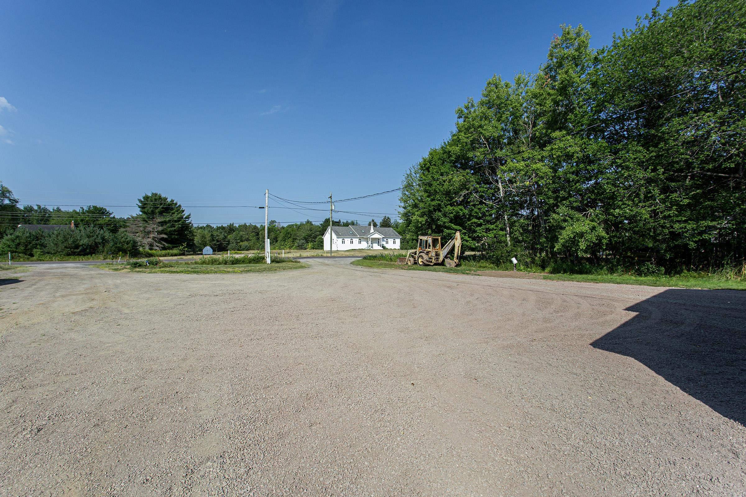 $400,000.00: 62 Victoria Road, Wilmot