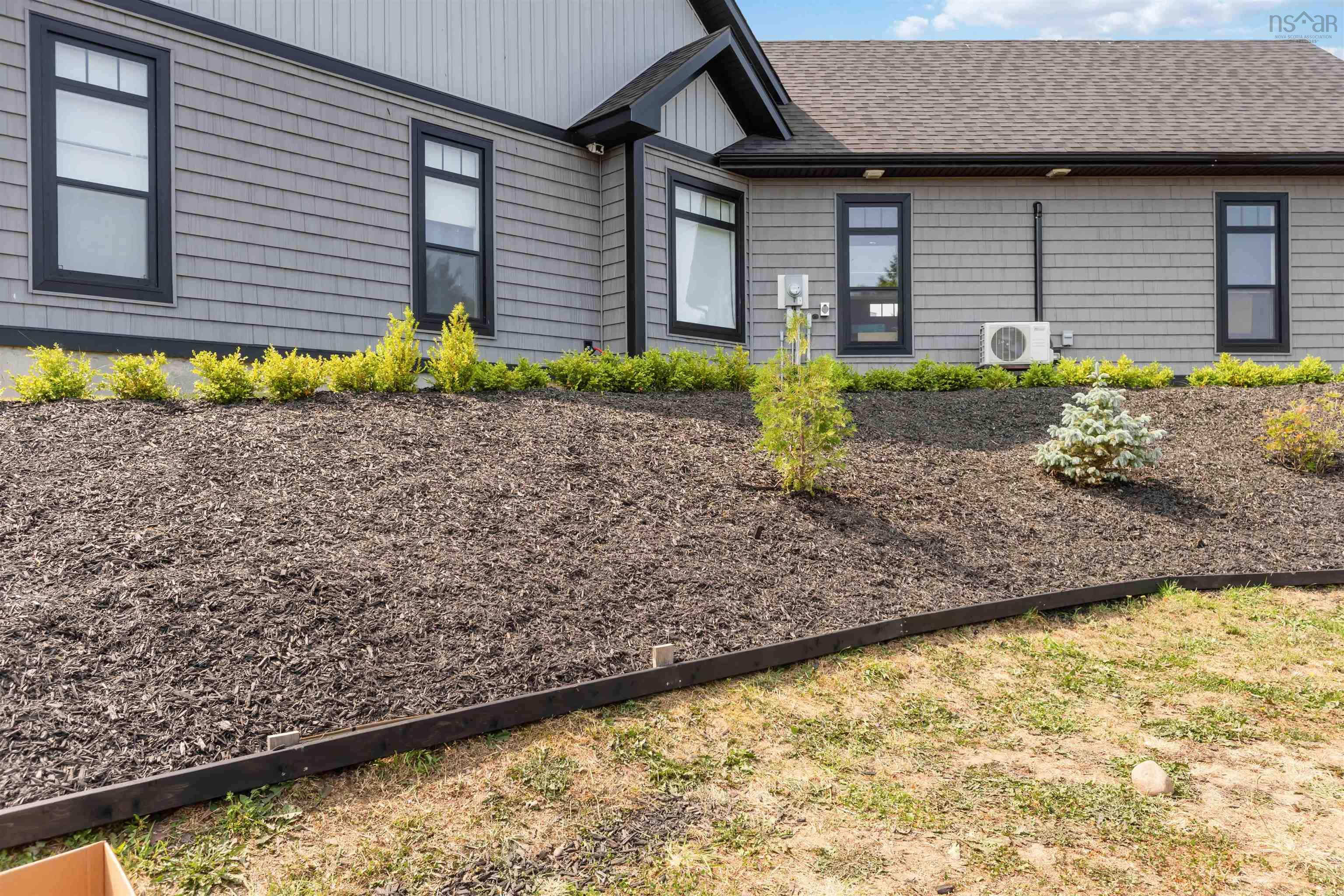 $1,099,000.00: 180 King Street, Digby