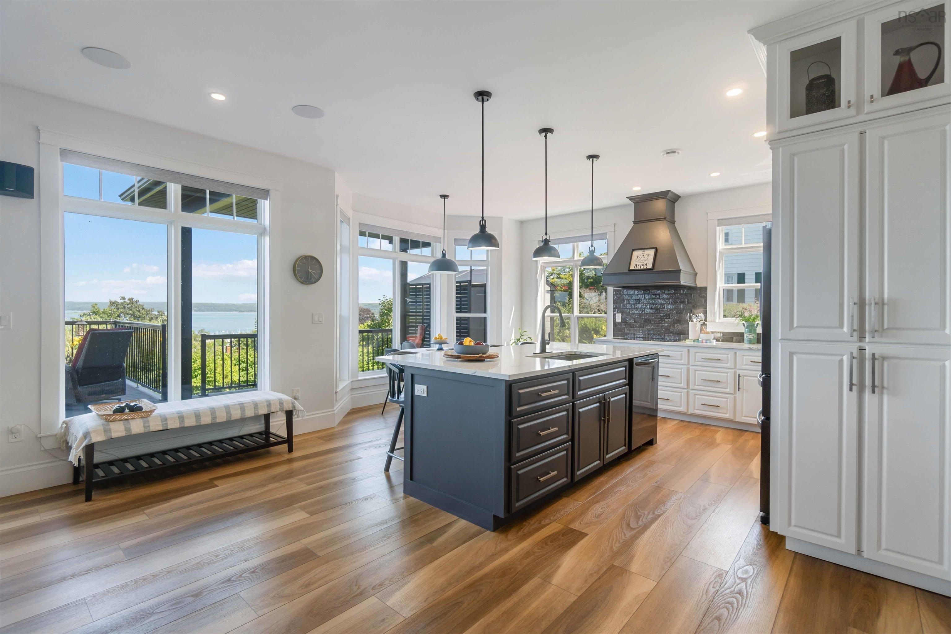 $1,099,000.00: 180 King Street, Digby