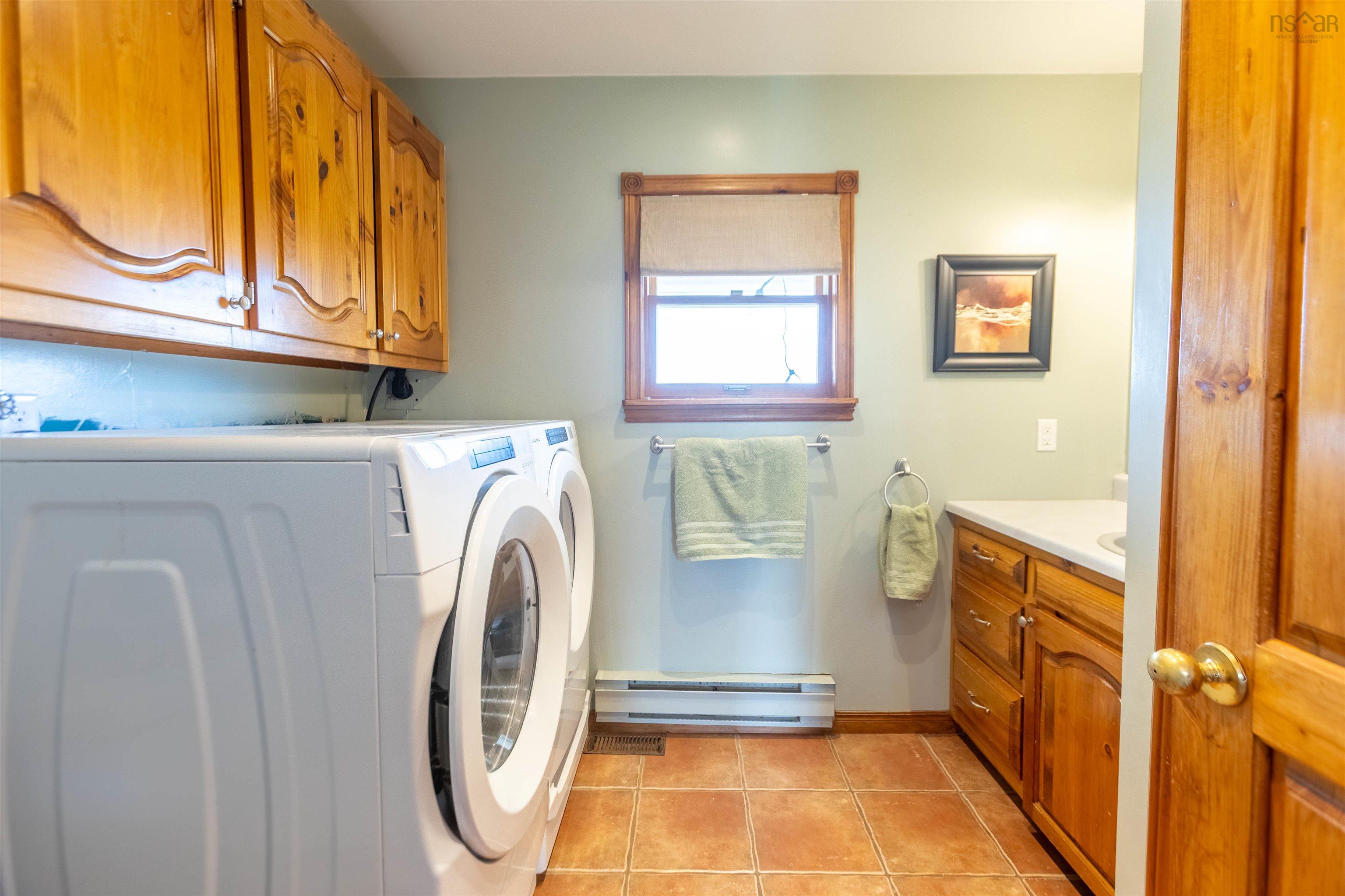 $749,900.00: 199 McInnis Road, Wallace Ridge