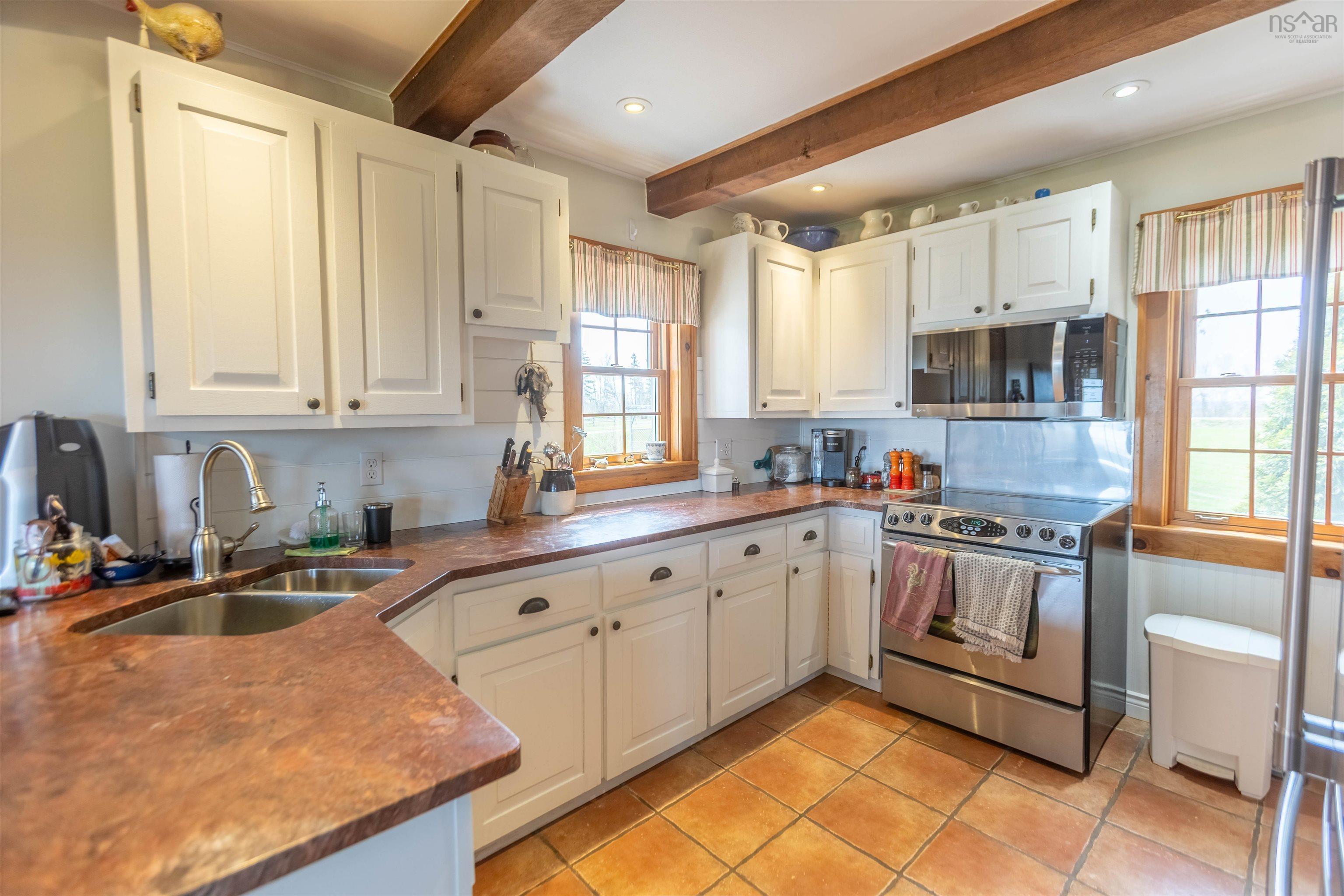 $749,900.00: 199 McInnis Road, Wallace Ridge