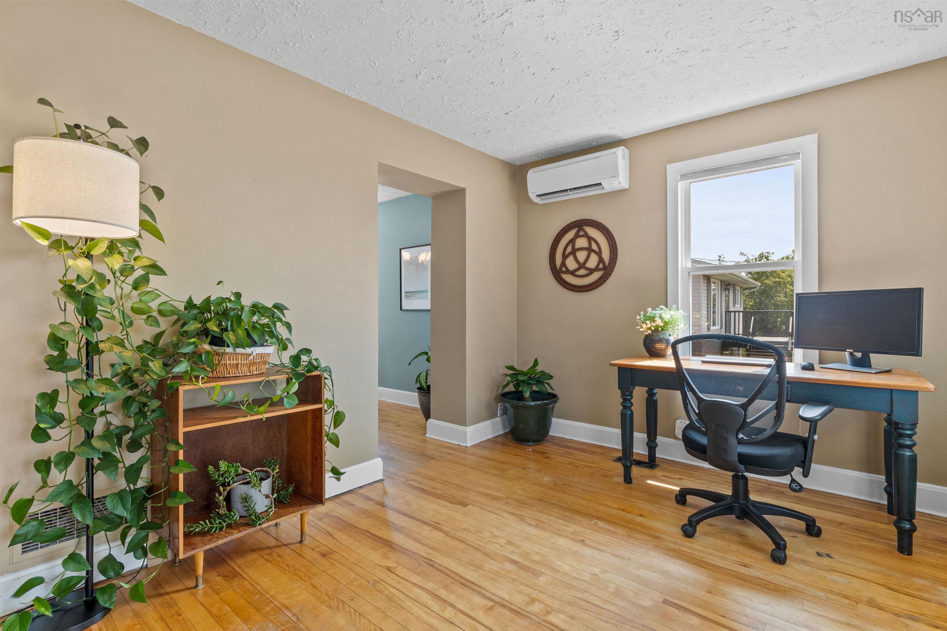 $439,900.00: 1442 Prospect Road, Hatchet Lake