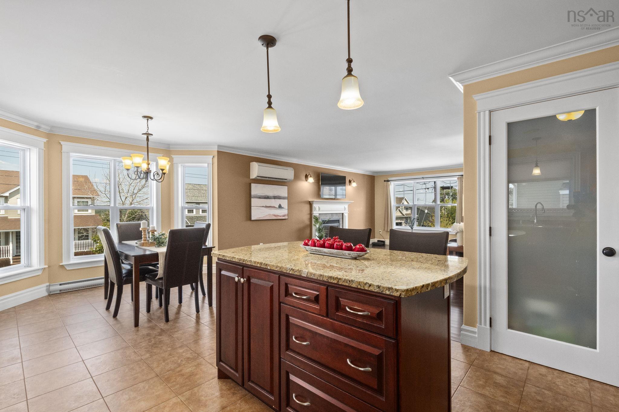 $689,900.00: 5 Lucy Court, Middle Sackville