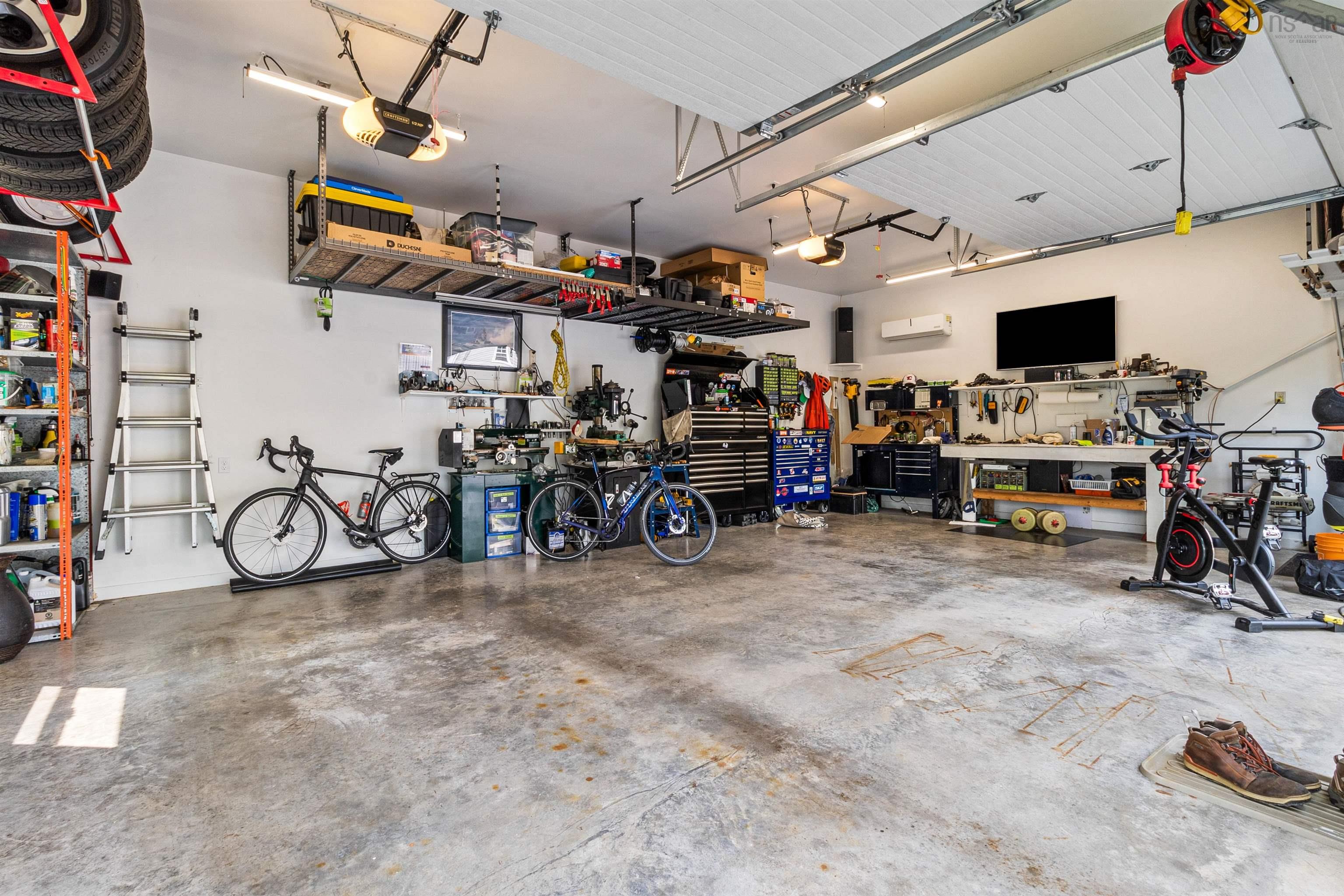 $749,900.00: 424 Tattenham Crescent, Hammonds Plains