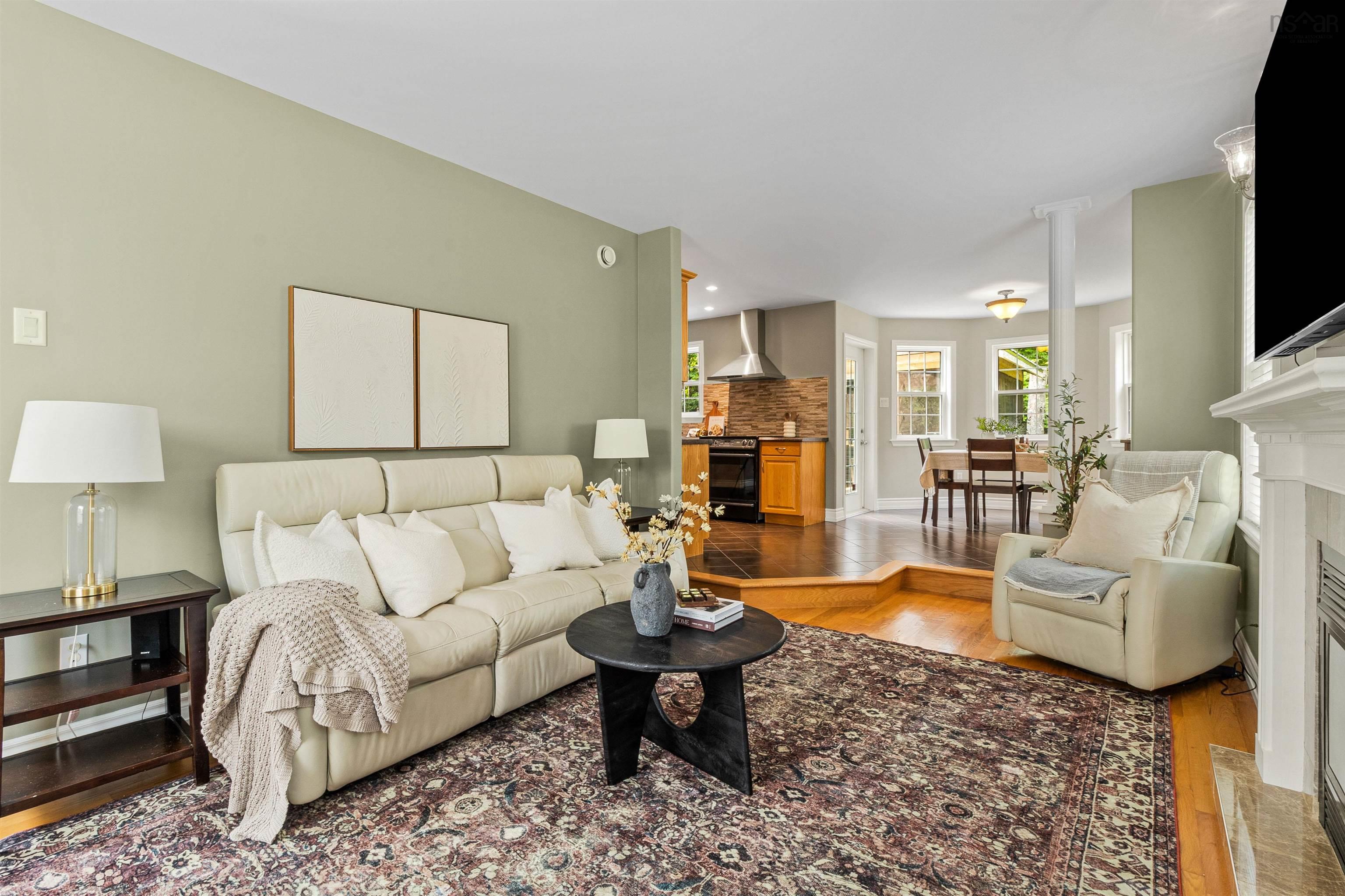 $749,900.00: 424 Tattenham Crescent, Hammonds Plains