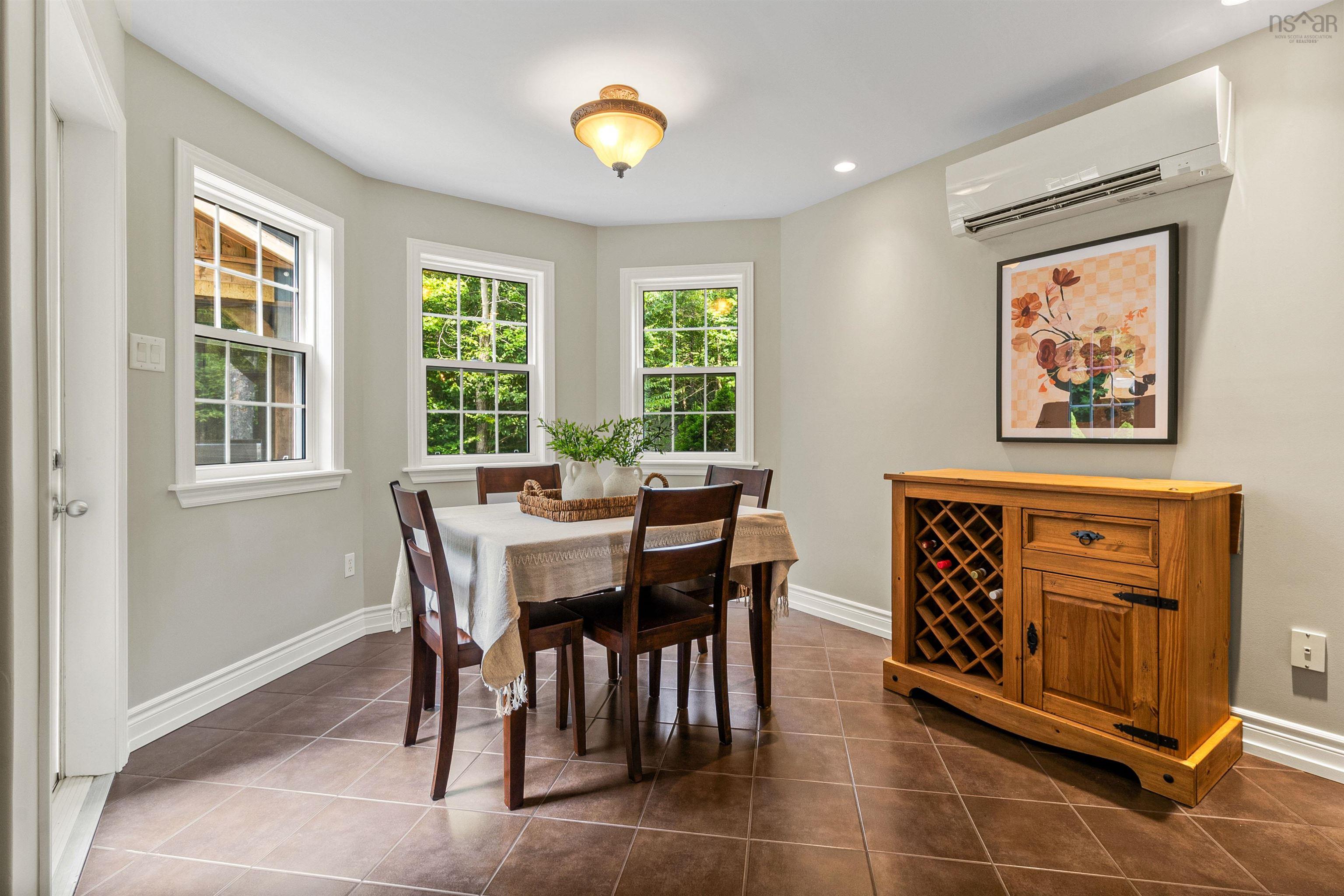 $749,900.00: 424 Tattenham Crescent, Hammonds Plains