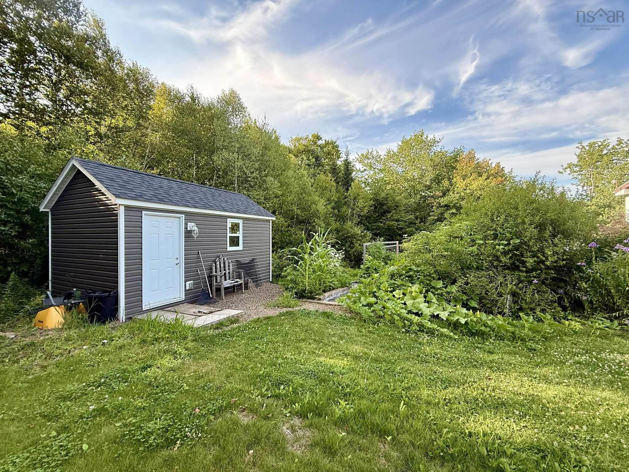 $389,000.00: 621 Highway 236, Green Oaks