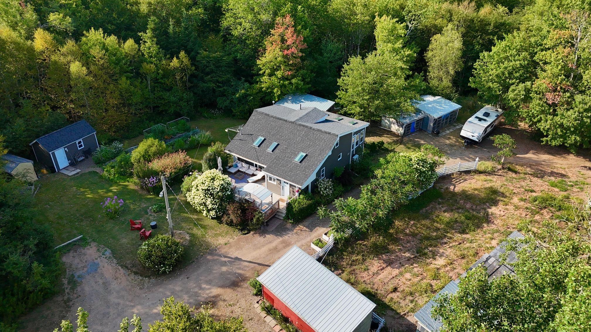 $389,000.00: 621 Highway 236, Green Oaks