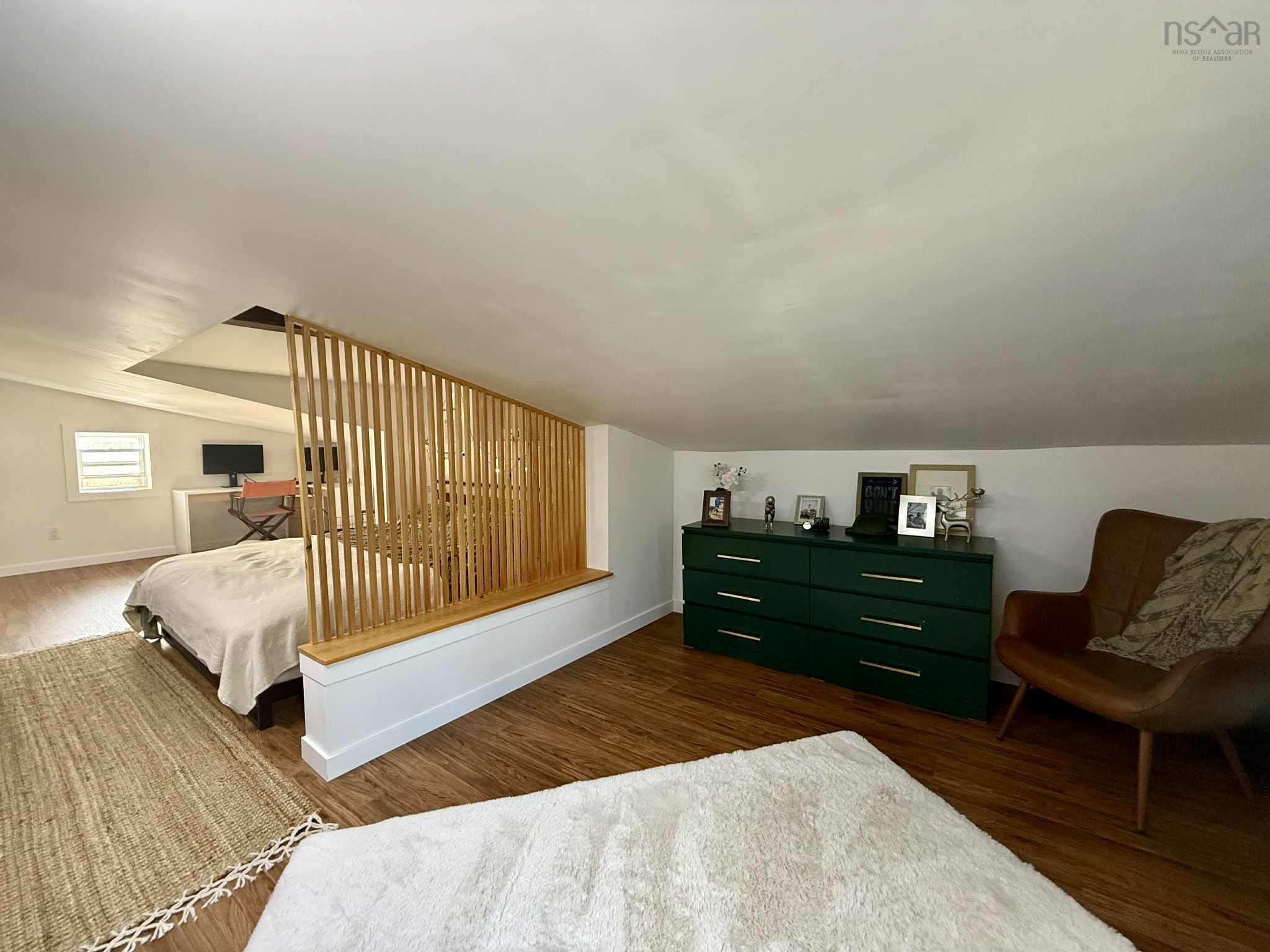 $389,000.00: 621 Highway 236, Green Oaks