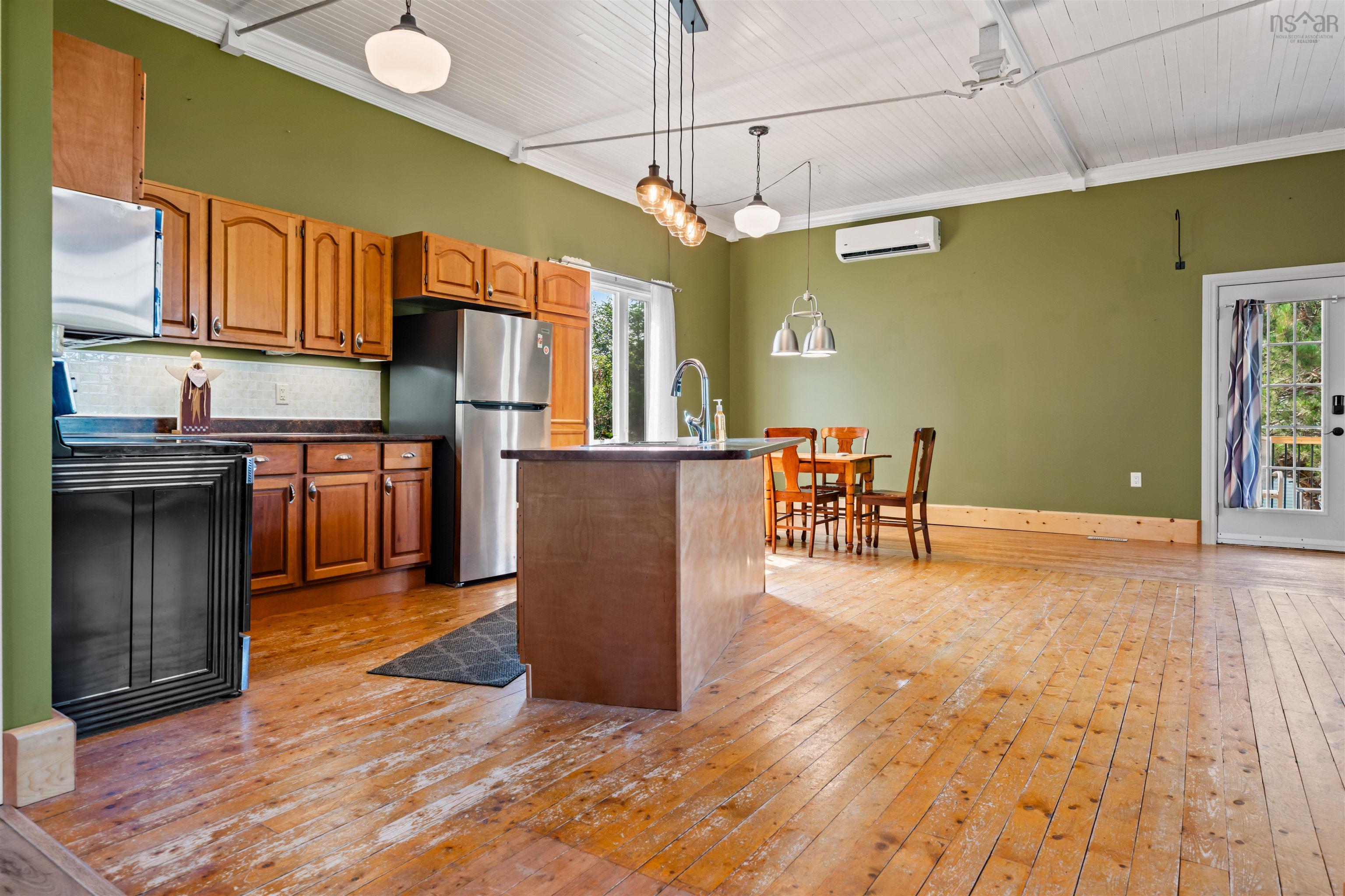 $289,900.00: 42 Memory Lane, Lower Economy