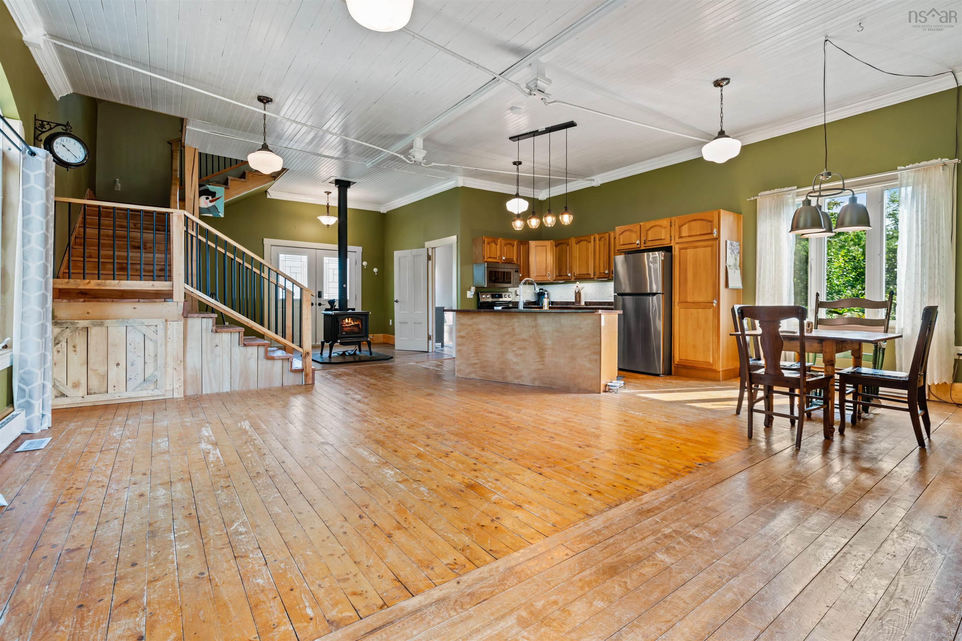 $289,900.00: 42 Memory Lane, Lower Economy