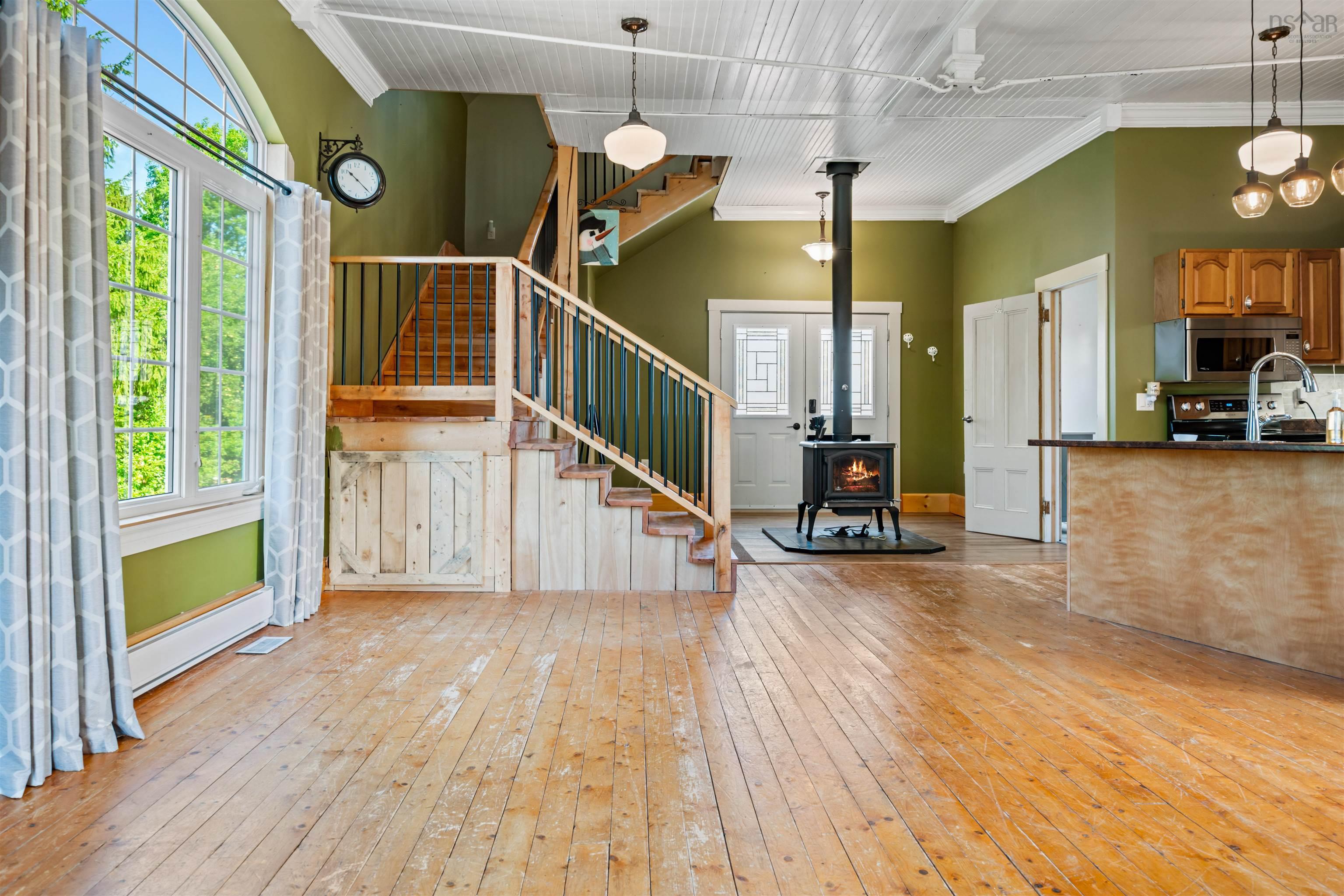 $289,900.00: 42 Memory Lane, Lower Economy