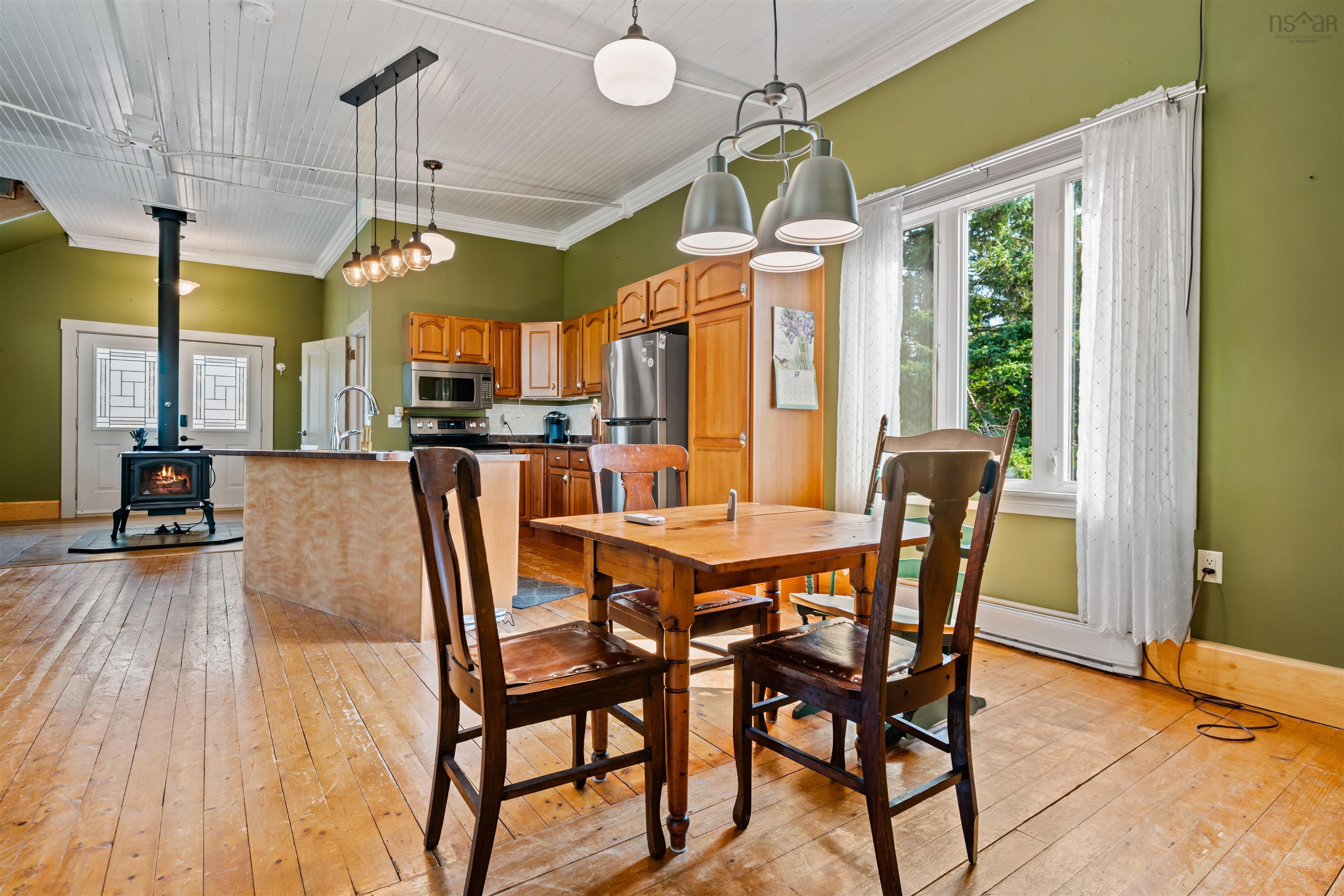 $289,900.00: 42 Memory Lane, Lower Economy