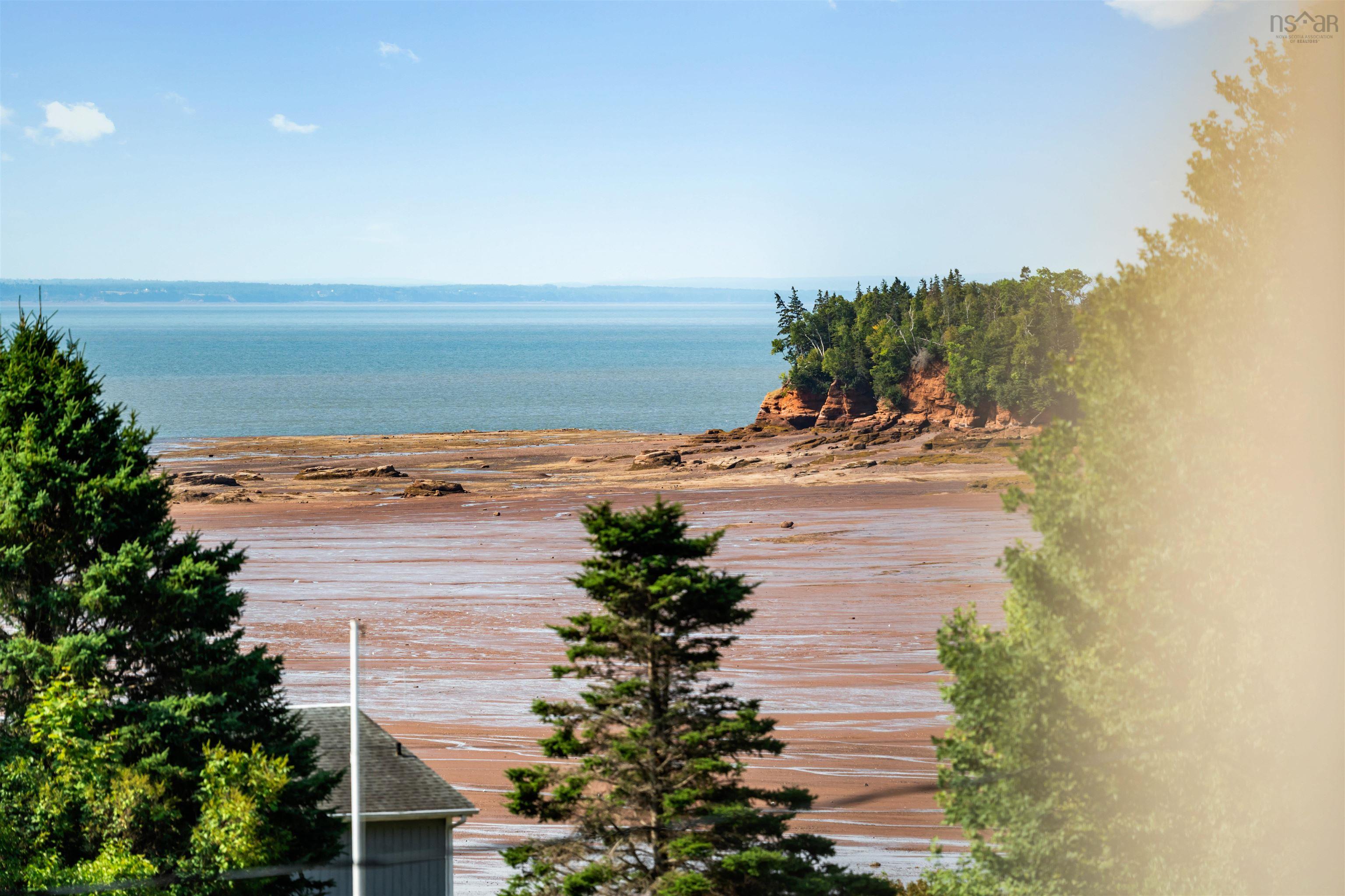 $289,900.00: 42 Memory Lane, Lower Economy