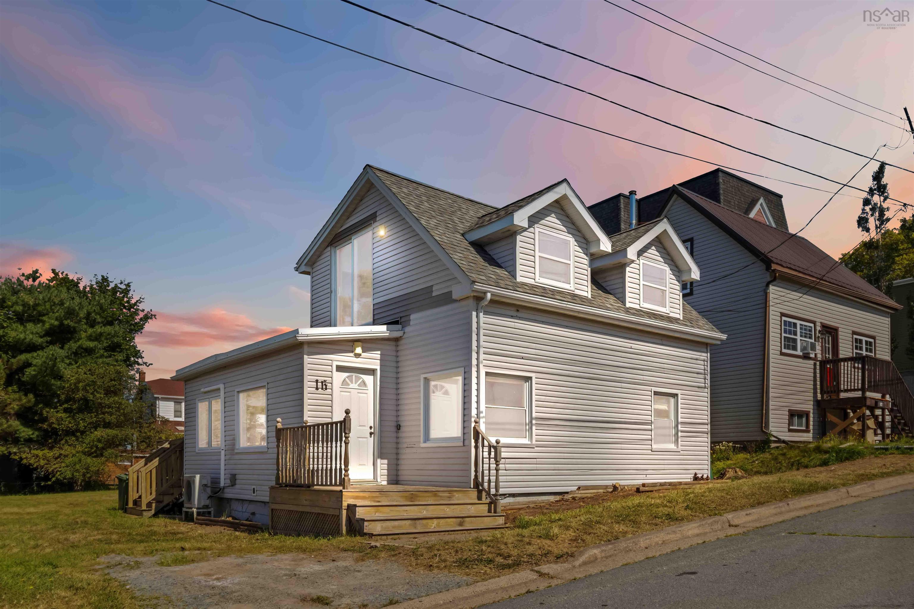 16 Stephen St, Dartmouth, NS (MLS® 202520395)