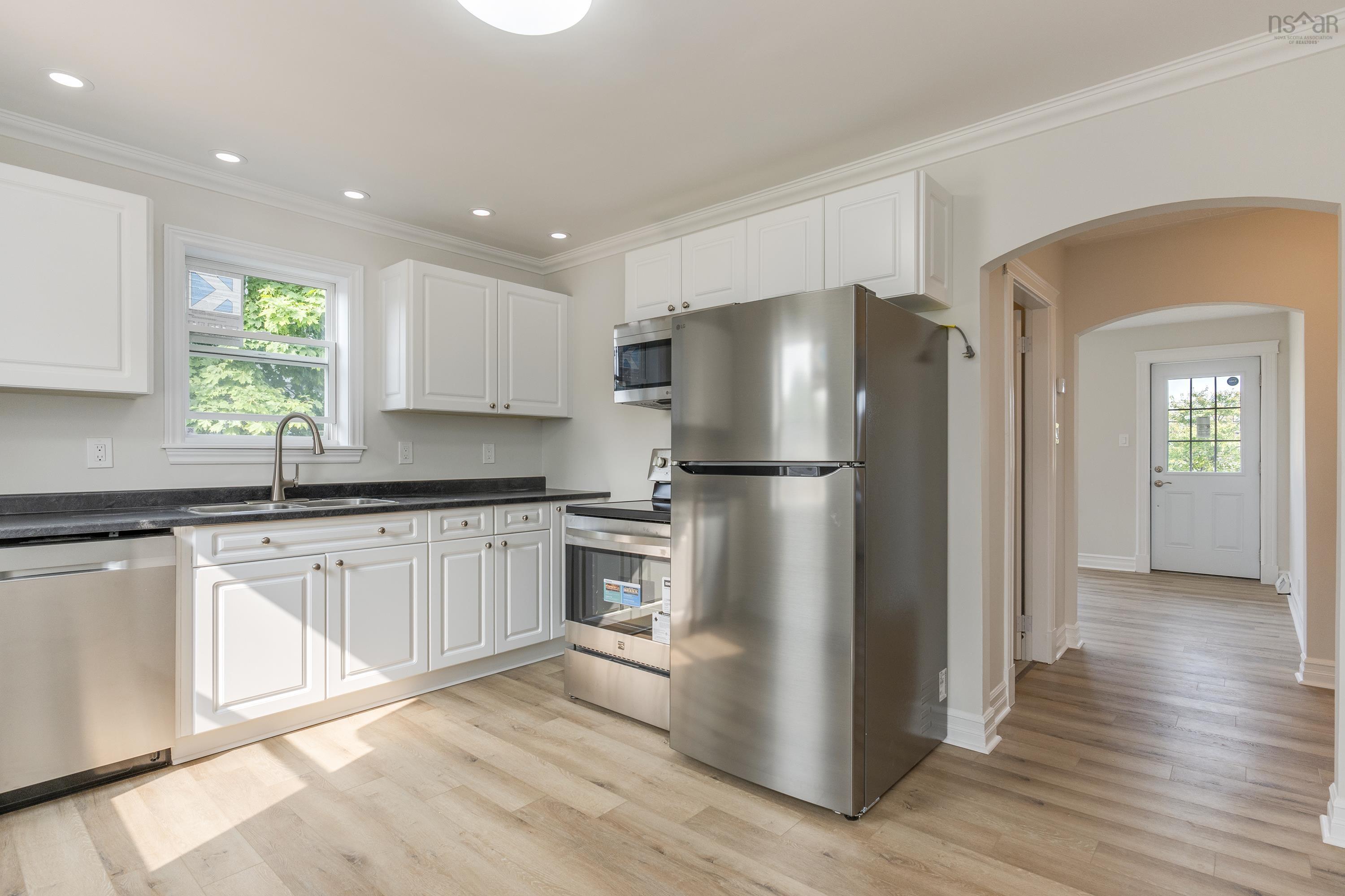 66 Woodland Avenue, Dartmouth, NS (MLS 202520410)