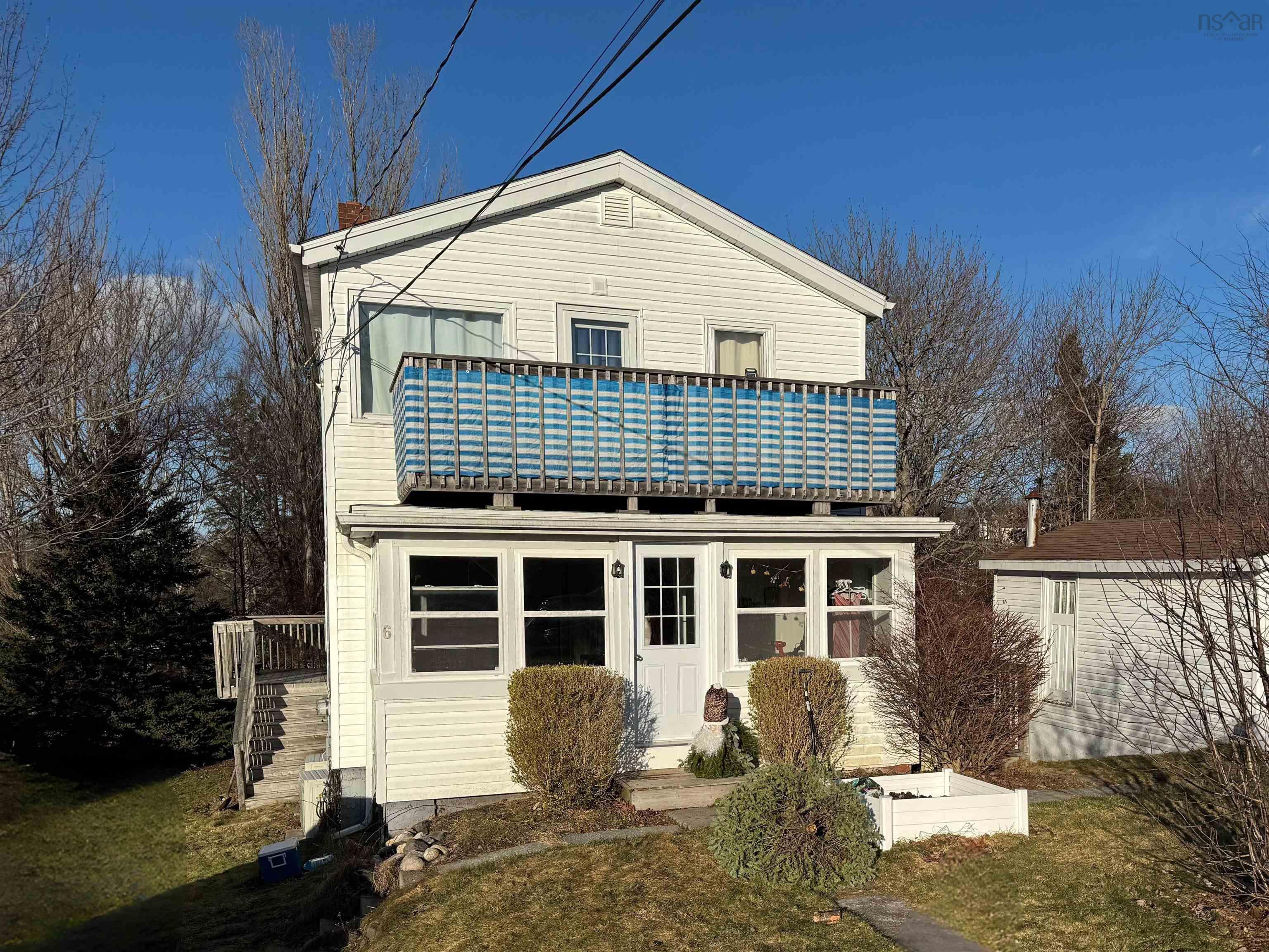 6 Cedar Street, Bedford, NS (MLS® 202520418)