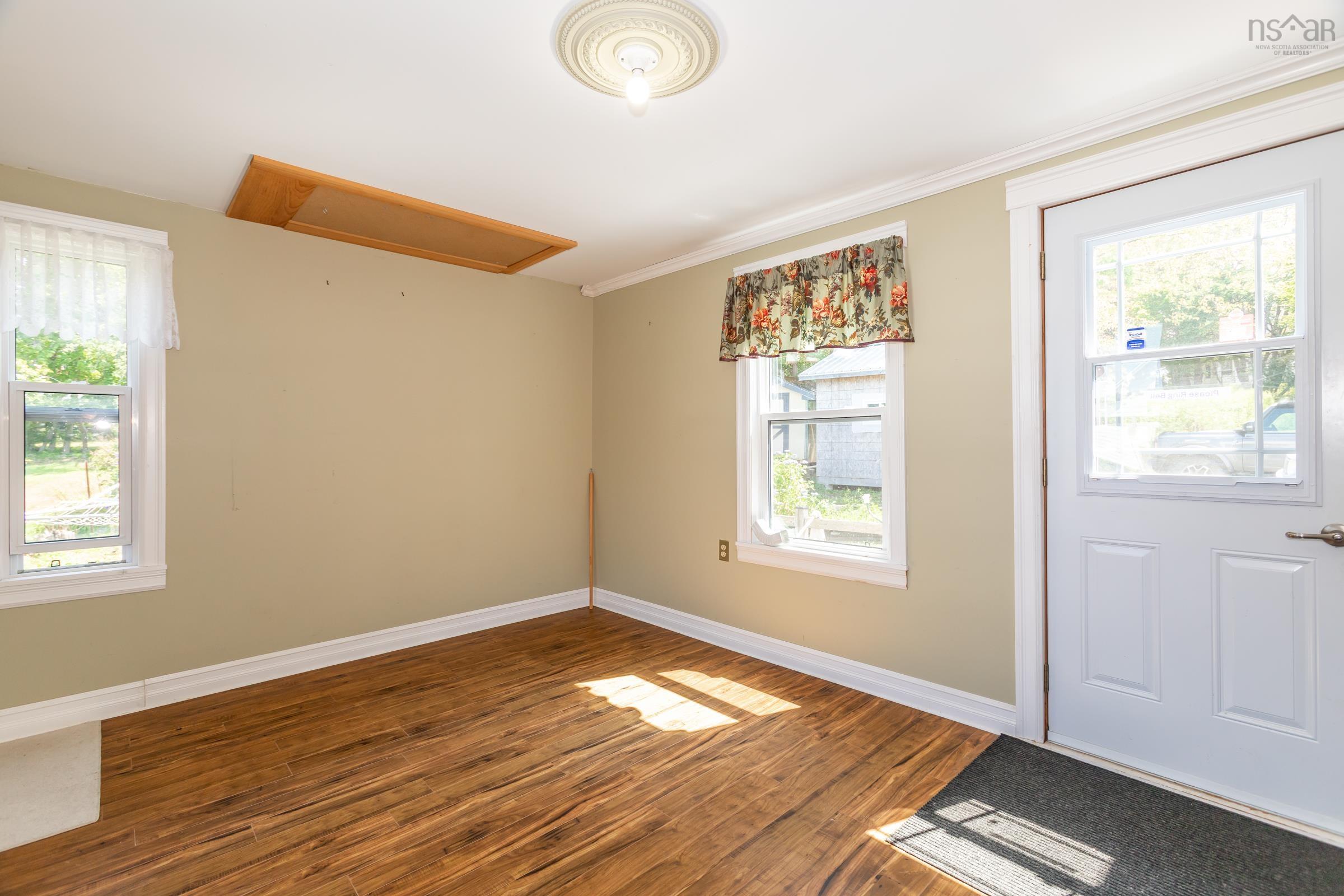 $279,000.00: 7498 Highway 340, Weymouth