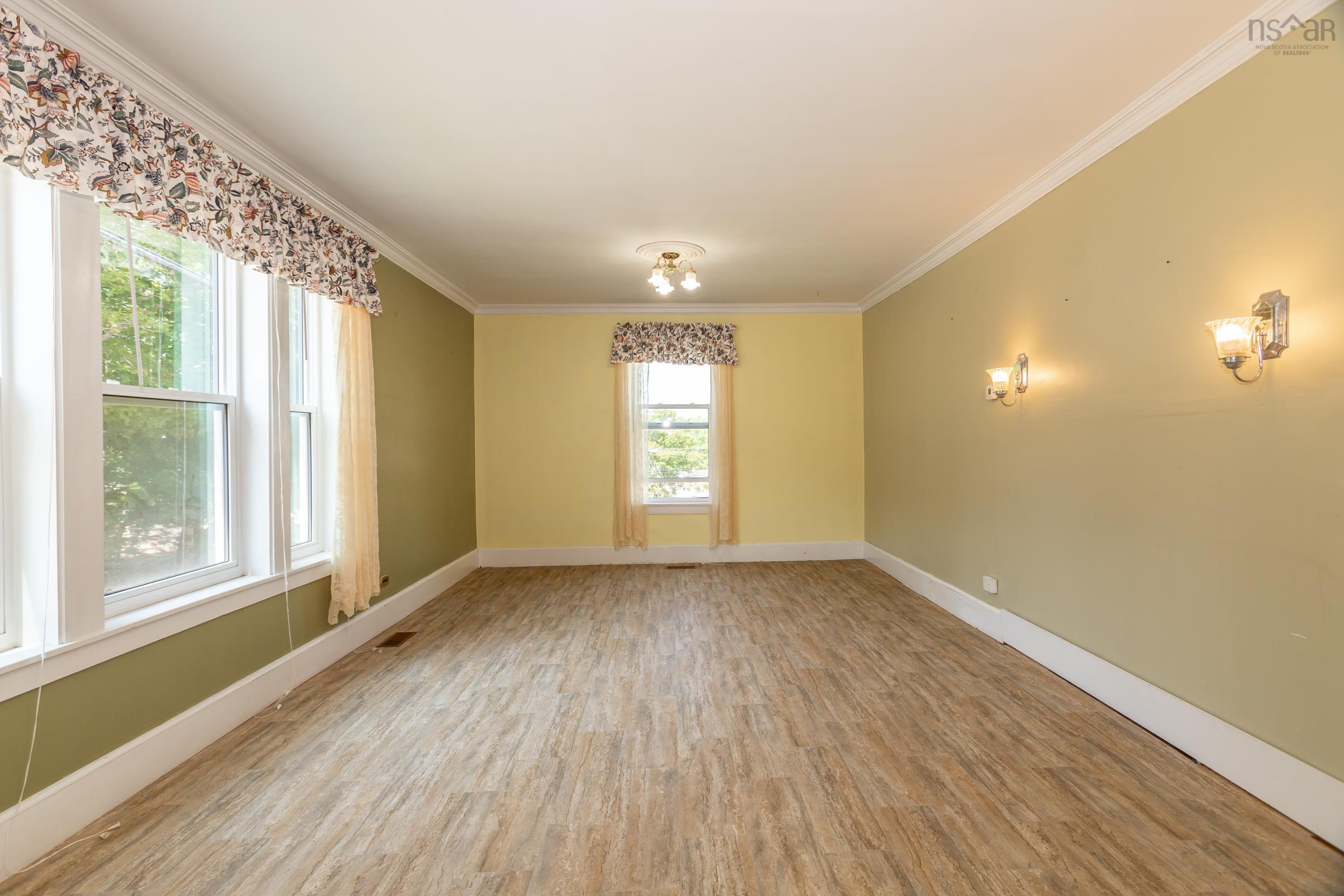 $279,000.00: 7498 Highway 340, Weymouth