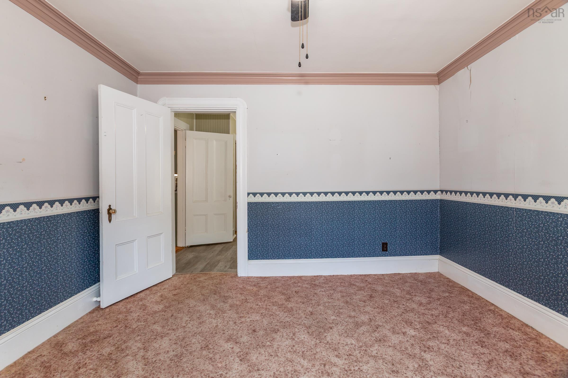 $279,000.00: 7498 Highway 340, Weymouth