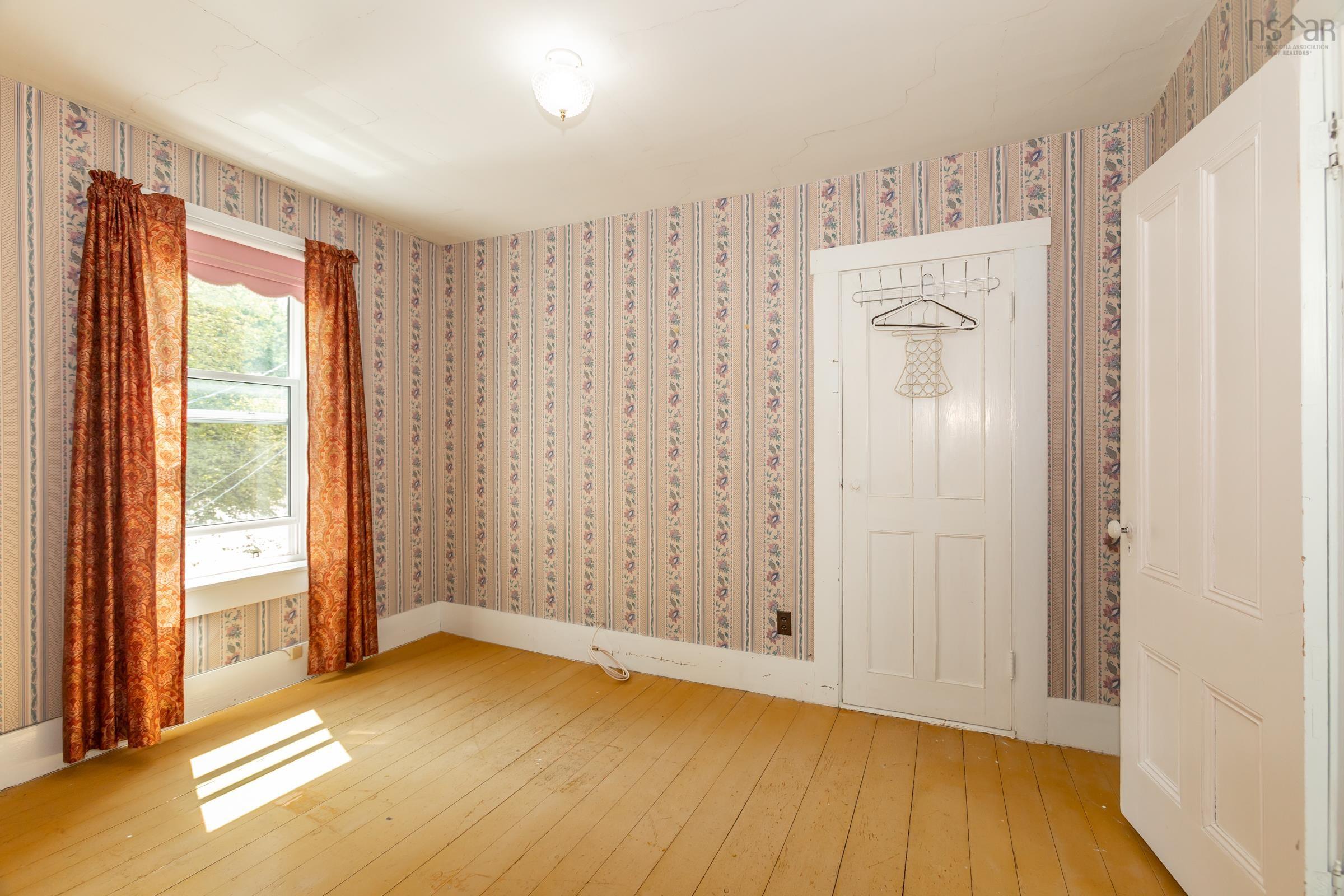 $279,000.00: 7498 Highway 340, Weymouth