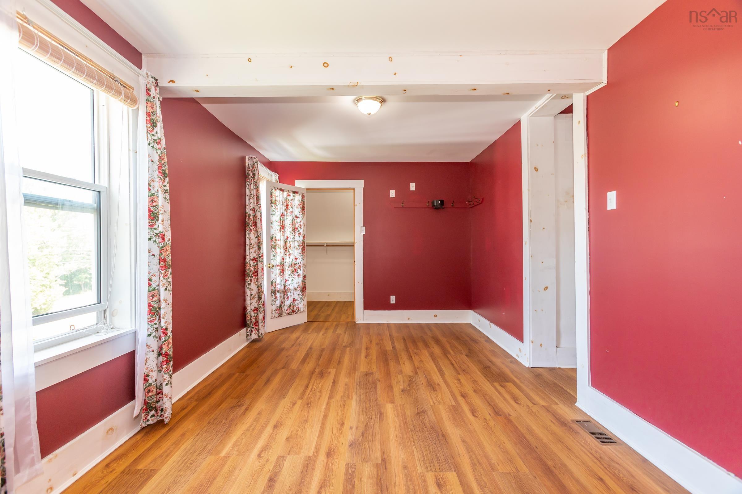 $279,000.00: 7498 Highway 340, Weymouth