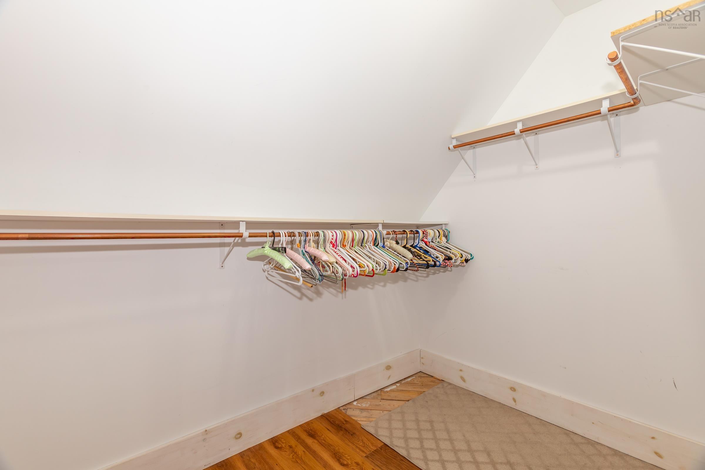 $279,000.00: 7498 Highway 340, Weymouth