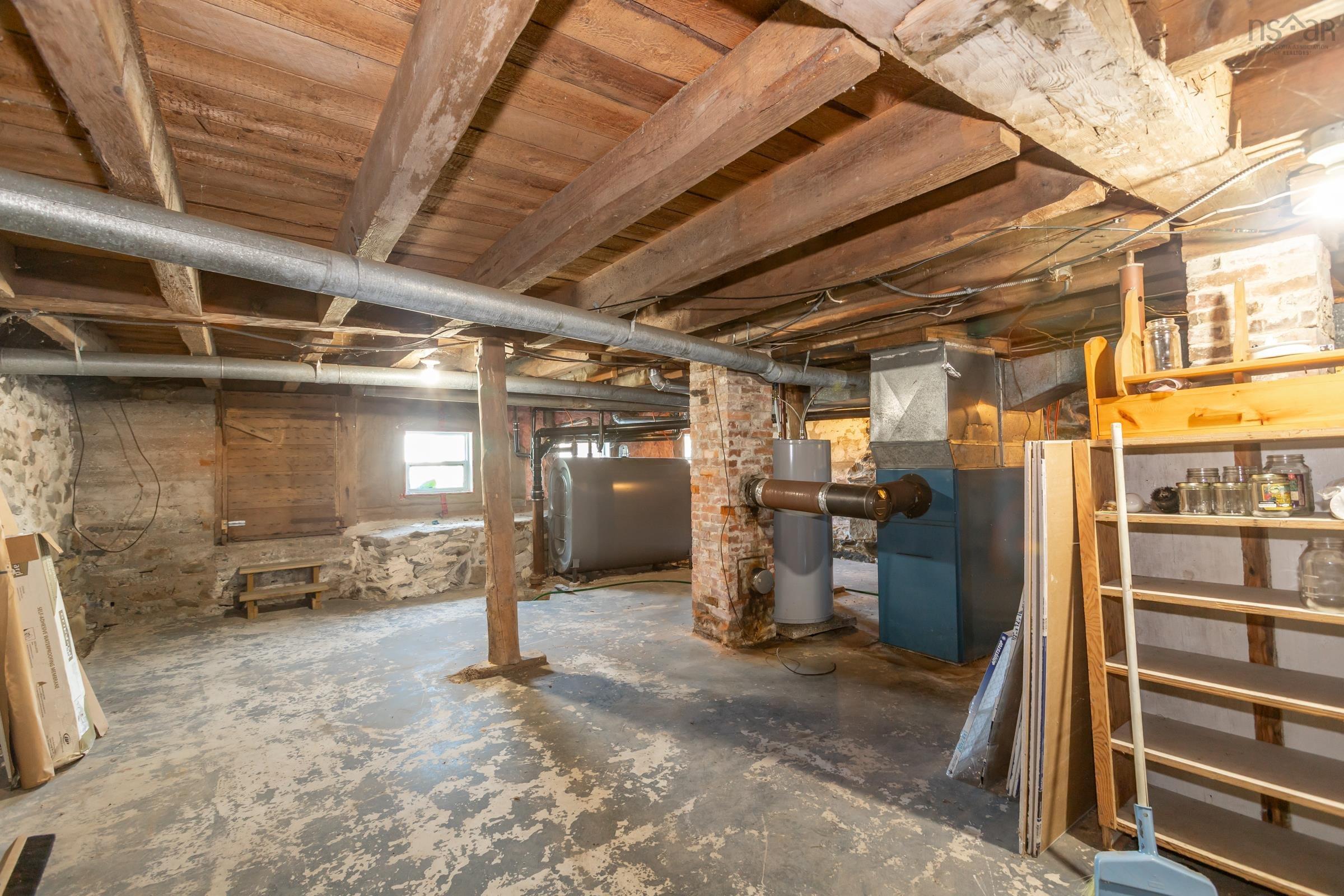 $279,000.00: 7498 Highway 340, Weymouth