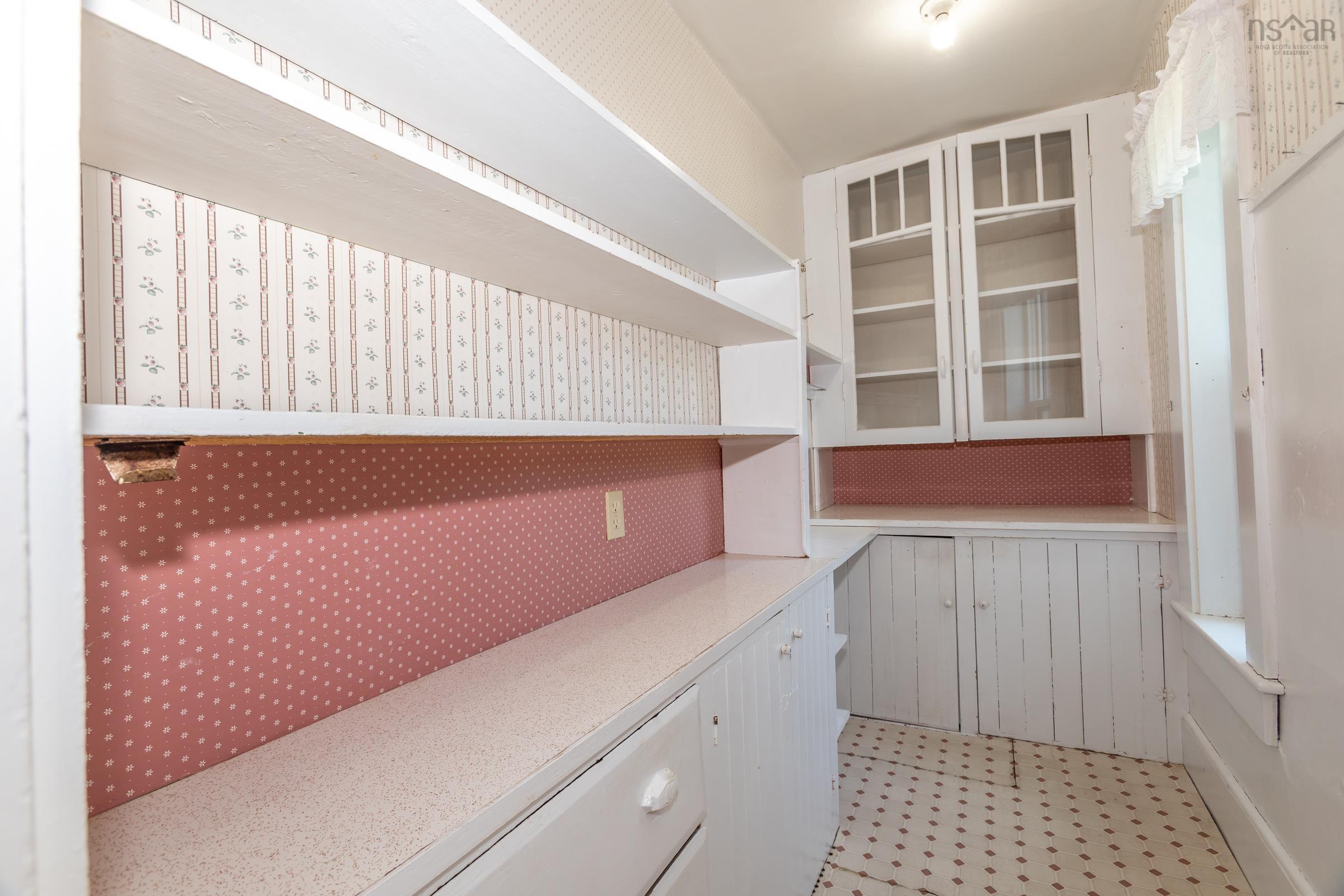 $279,000.00: 7498 Highway 340, Weymouth