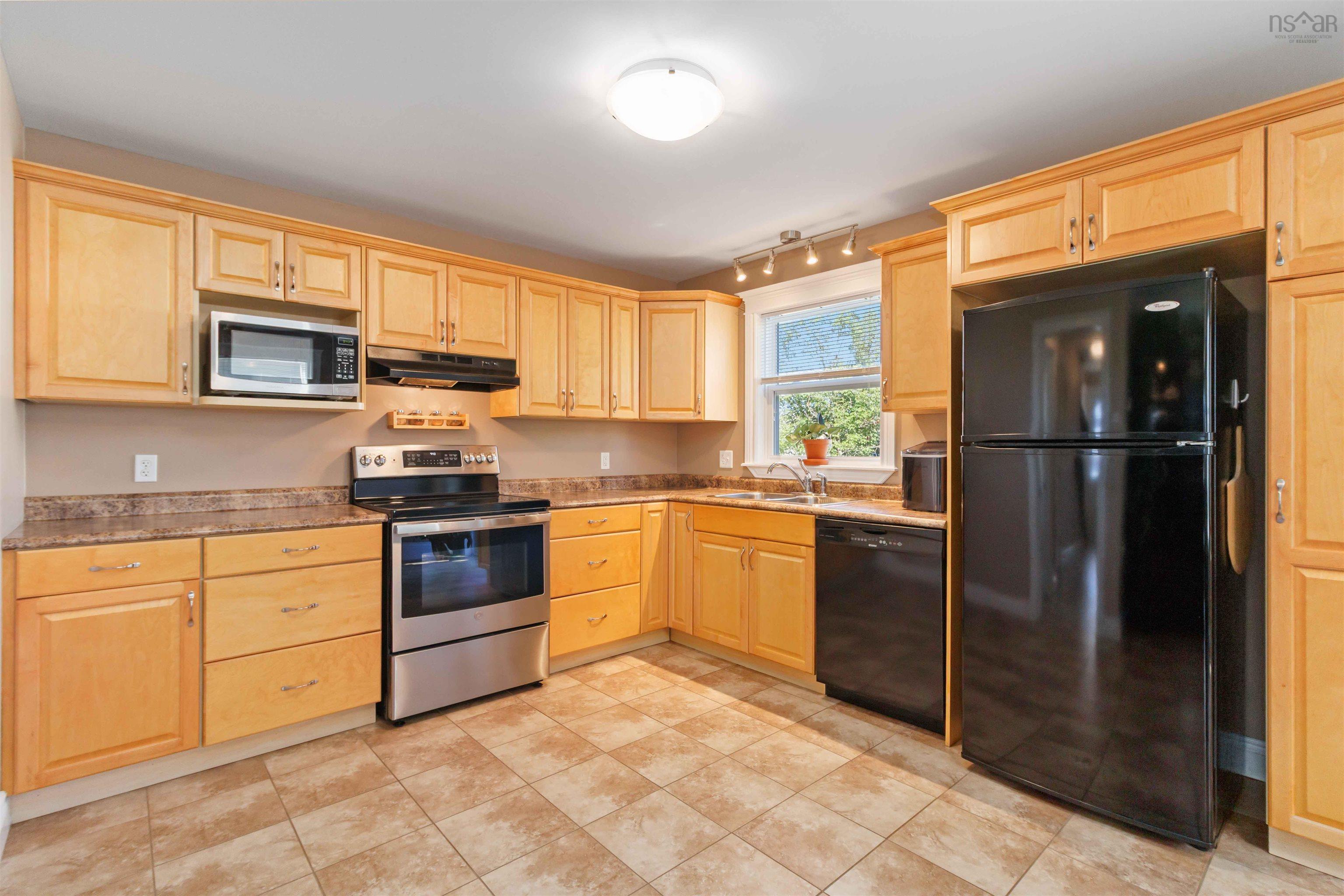 $599,500.00: 77 St Clair Avenue, Dartmouth