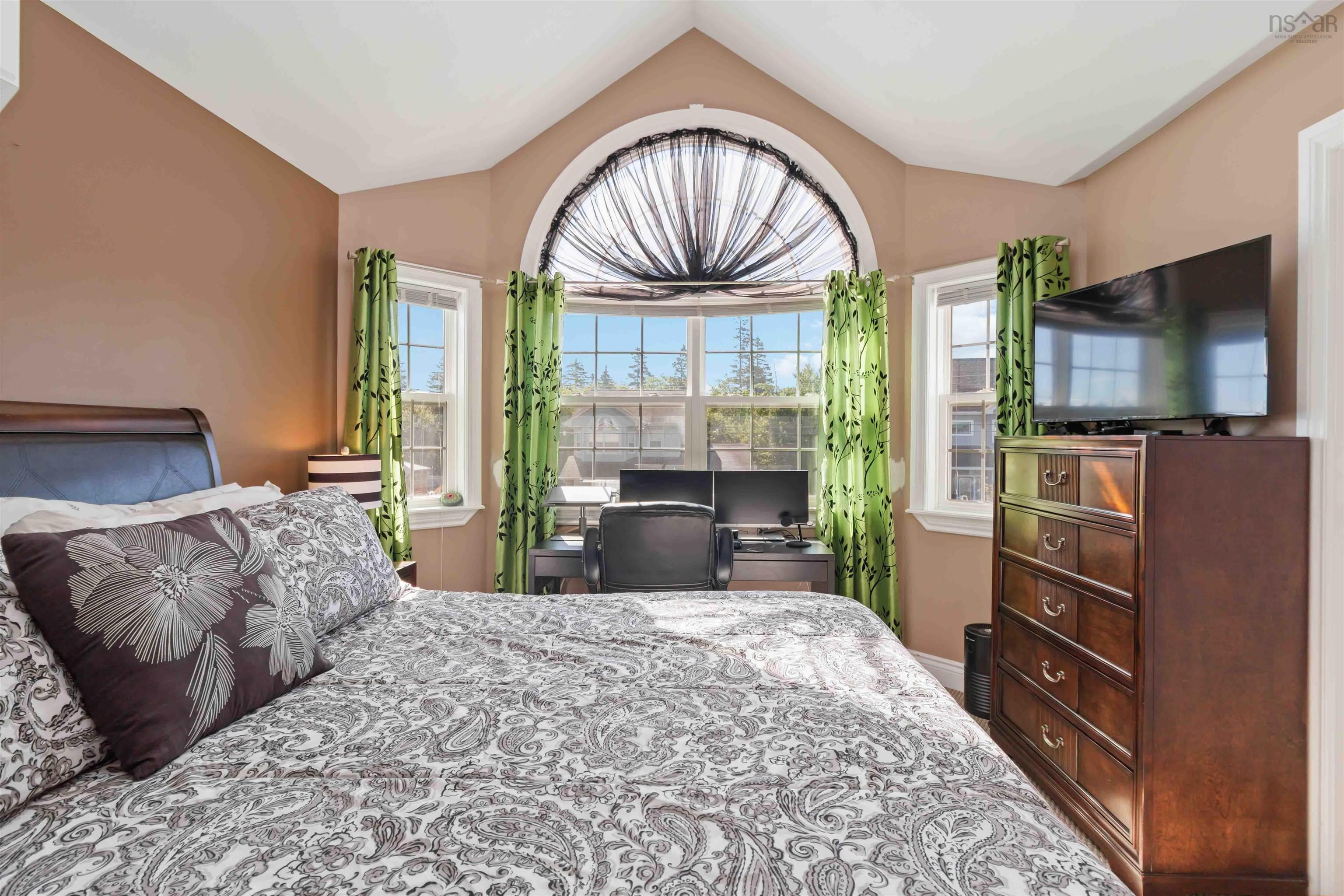 $599,500.00: 77 St Clair Avenue, Dartmouth