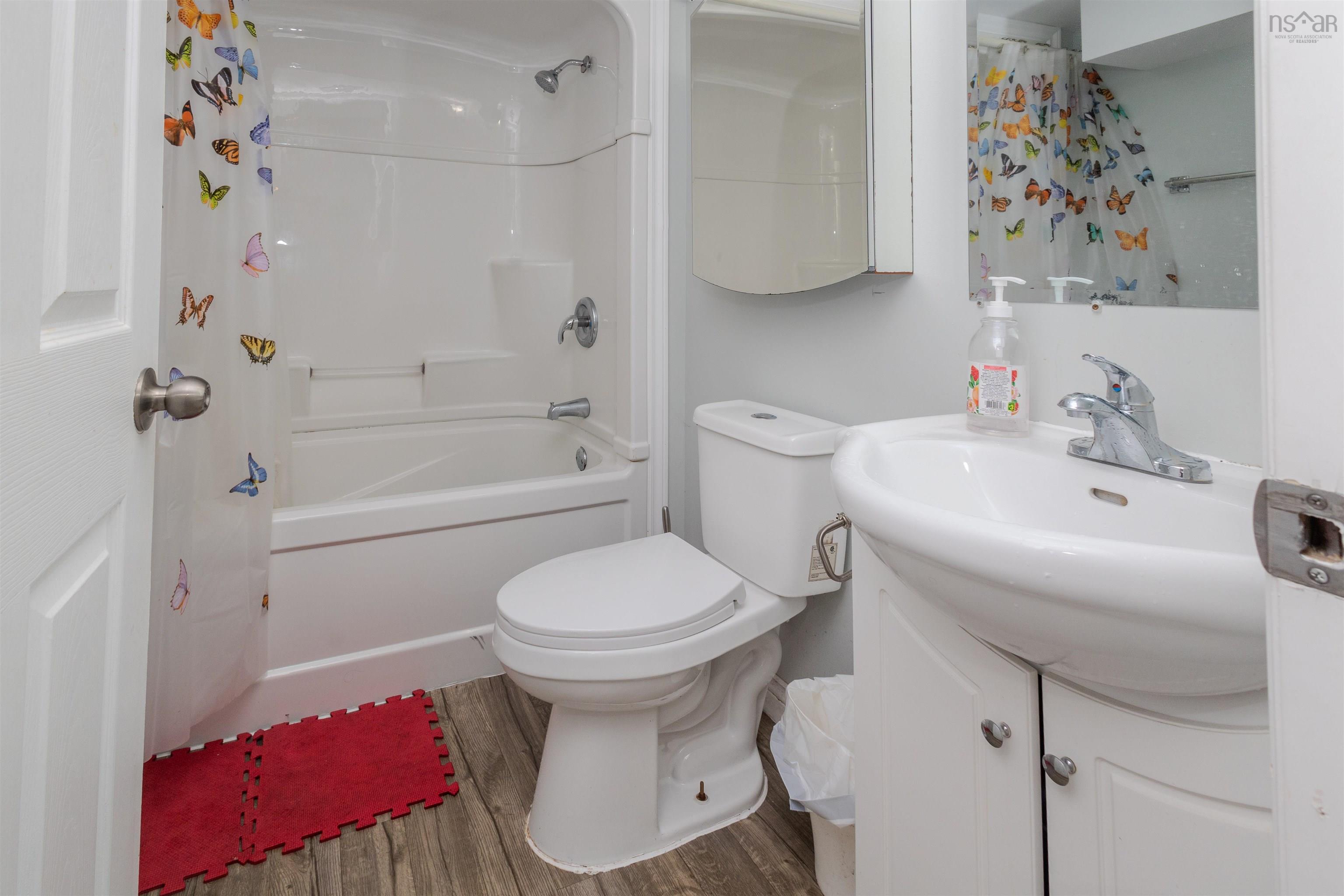 $399,900.00: 14 Tower Heights, Sydney