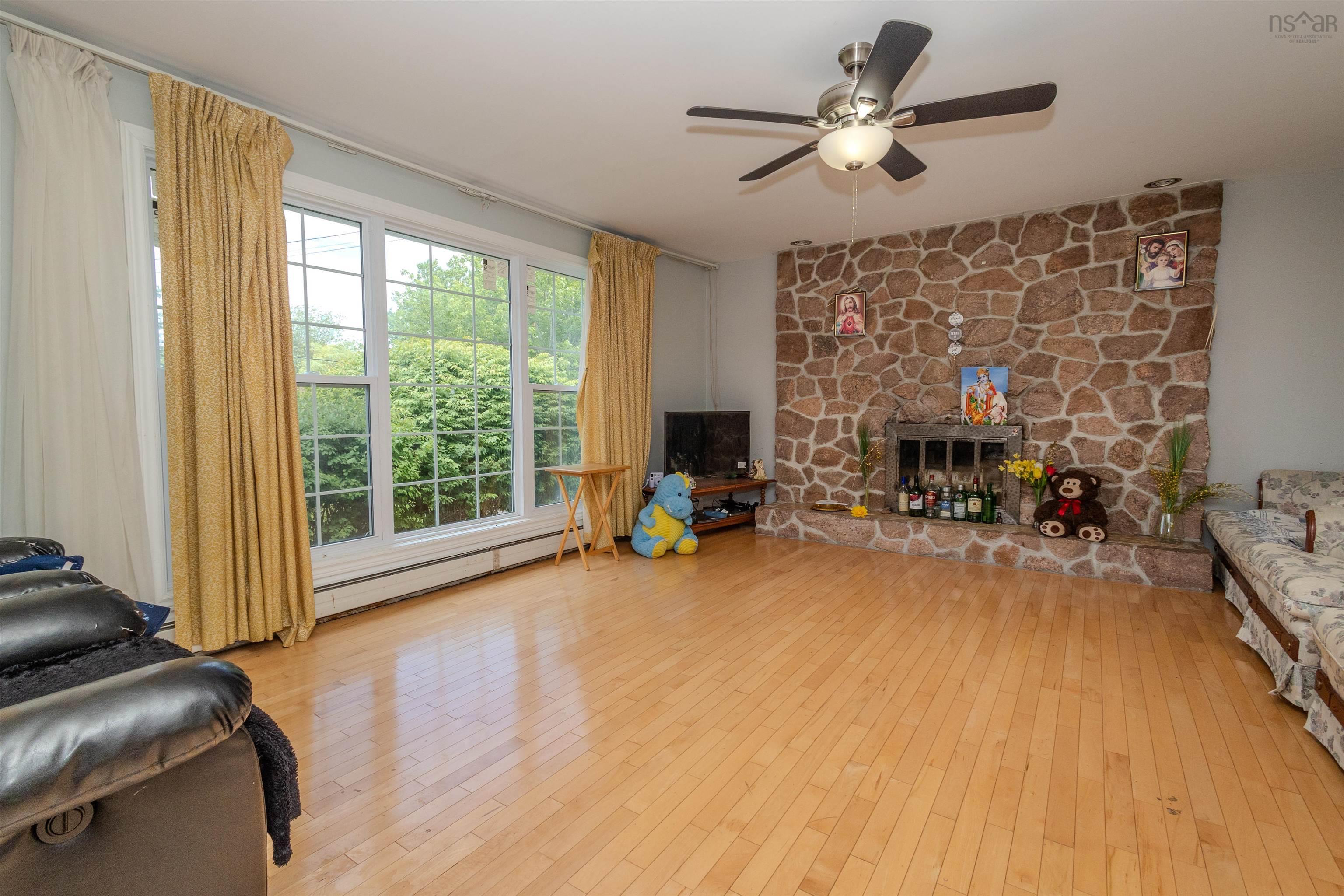 $399,900.00: 14 Tower Heights, Sydney