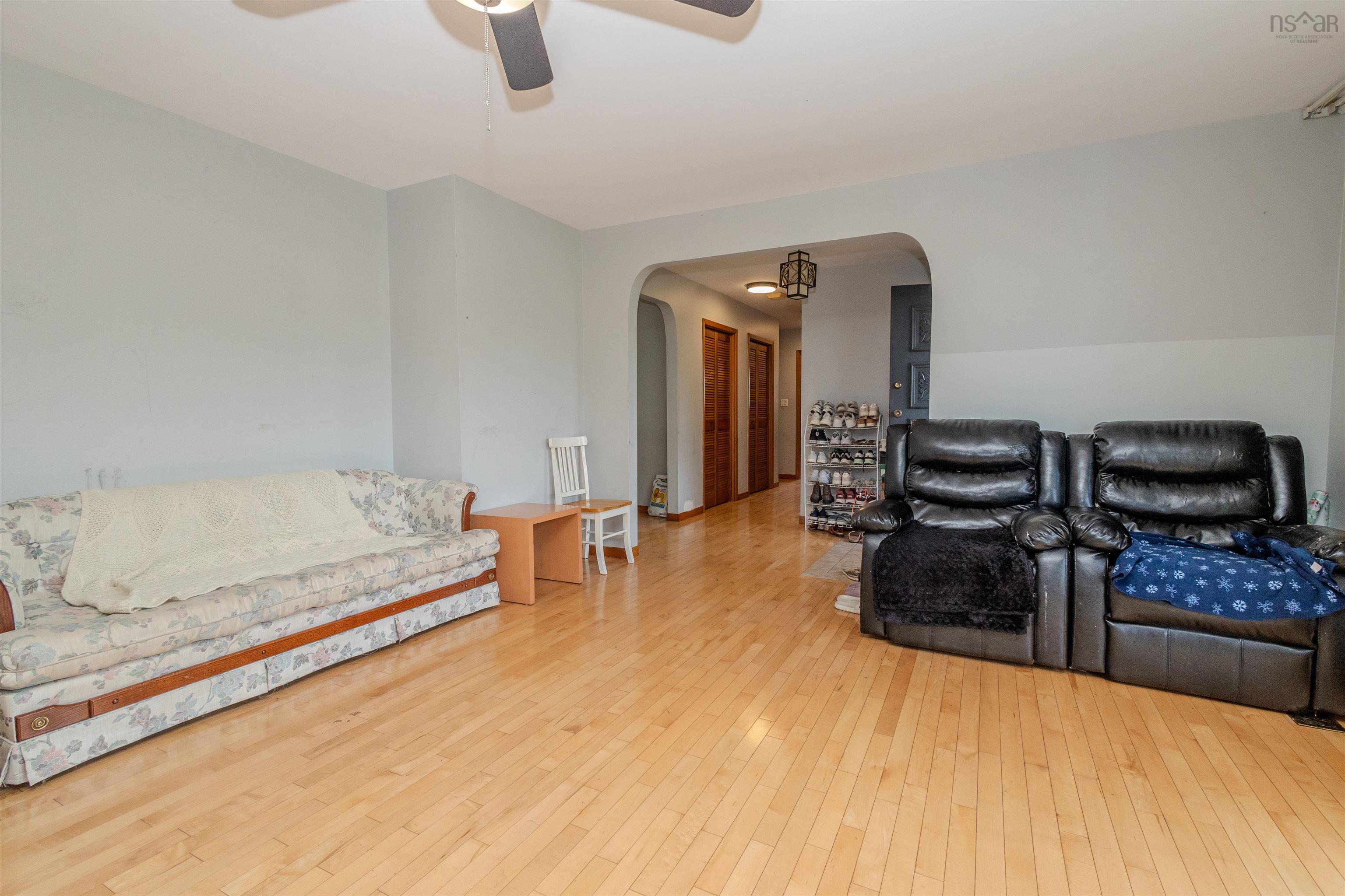 $399,900.00: 14 Tower Heights, Sydney