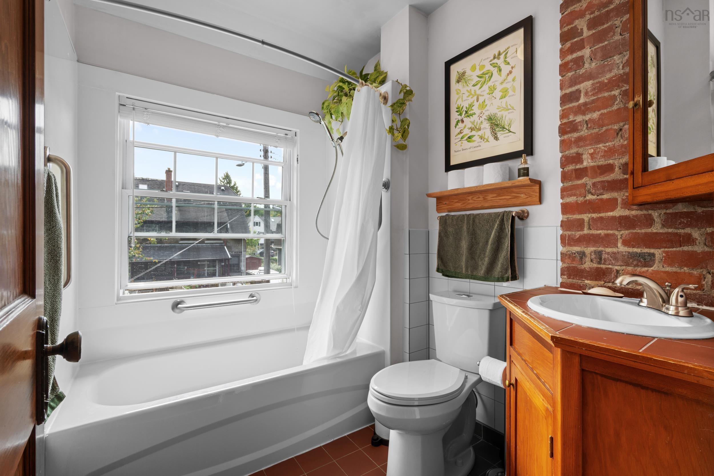 $629,900.00: 5520 Stanley Place, Halifax