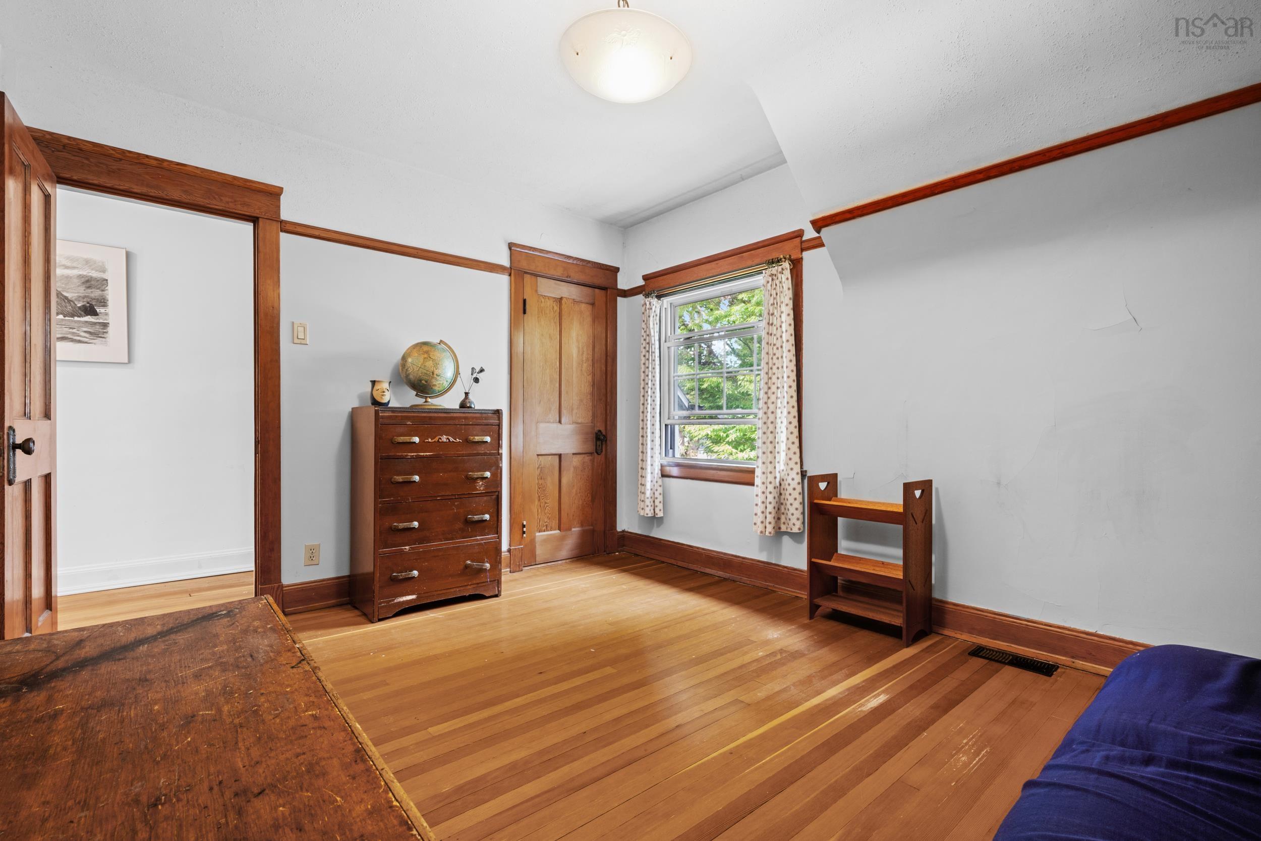 $629,900.00: 5520 Stanley Place, Halifax