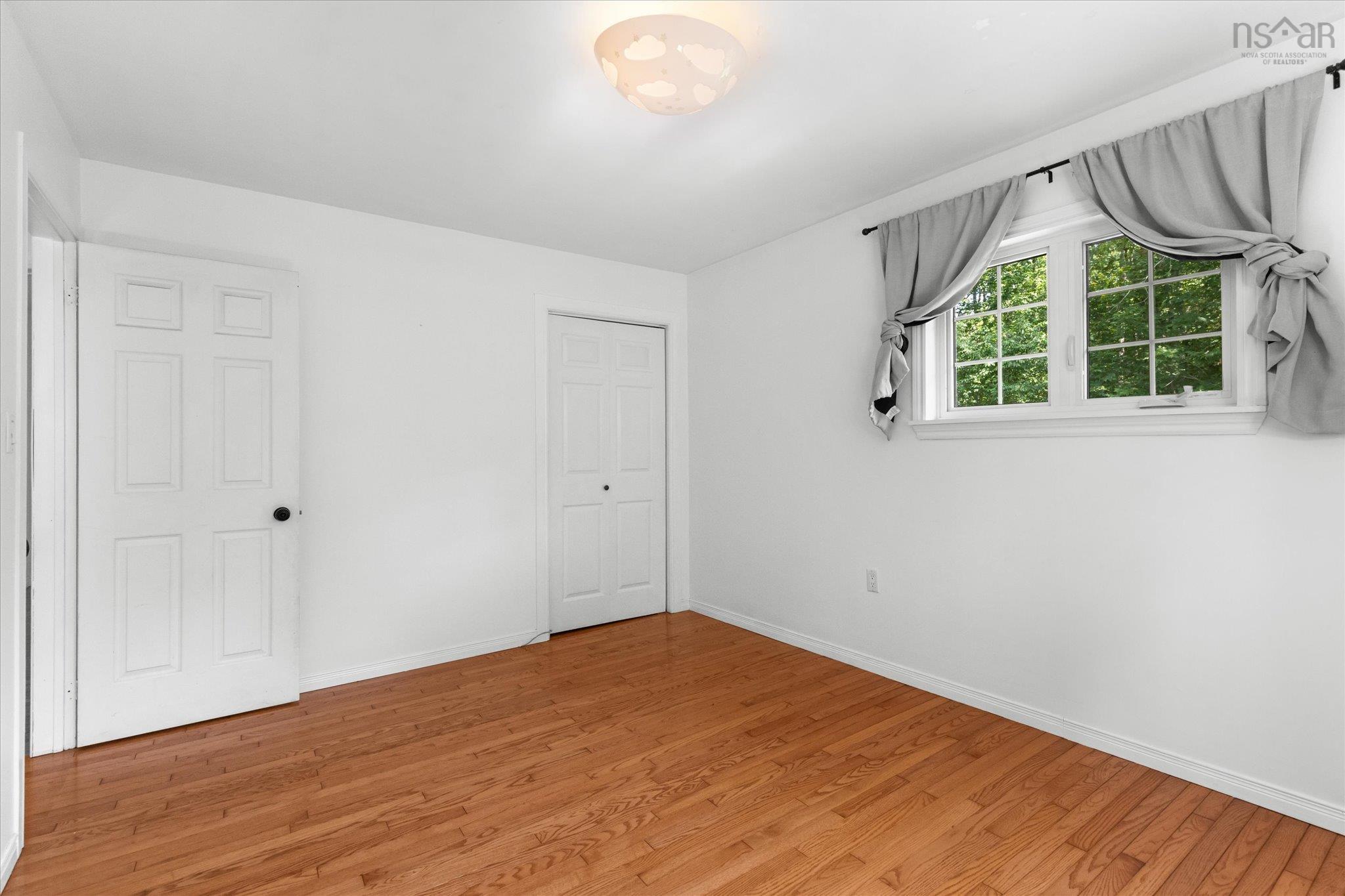 $479,900.00: 100 Old Northwest Road, Fauxburg