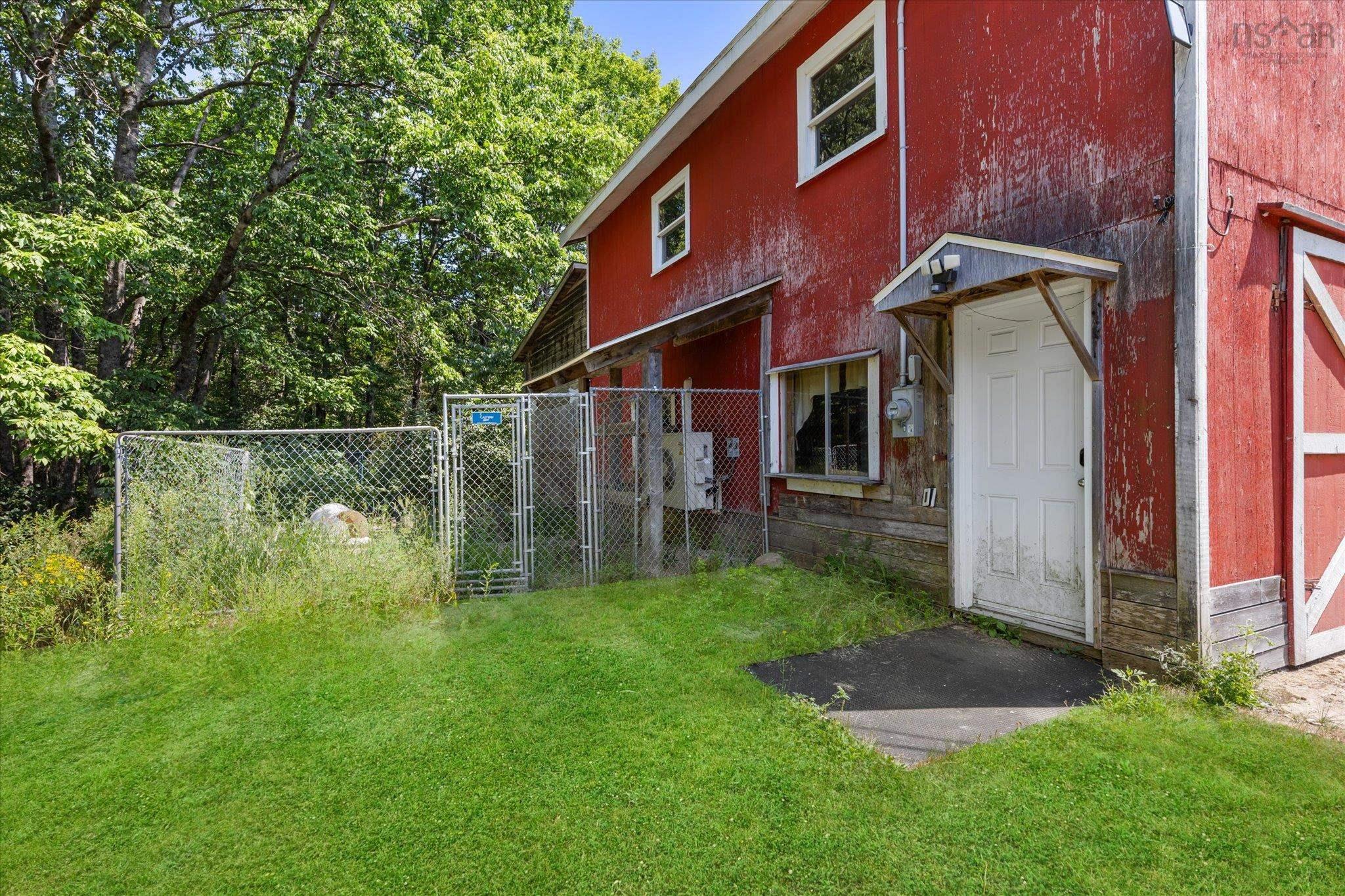 $479,900.00: 100 Old Northwest Road, Fauxburg