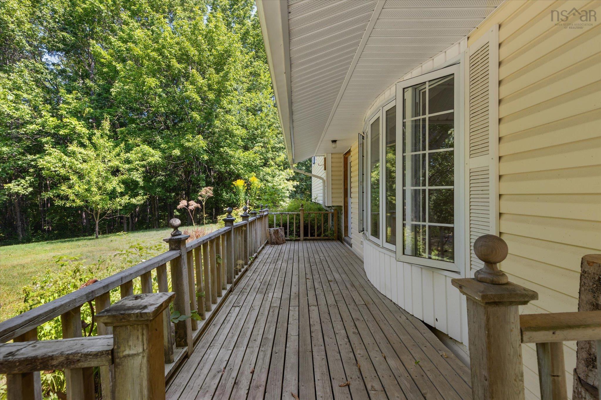 $479,900.00: 100 Old Northwest Road, Fauxburg