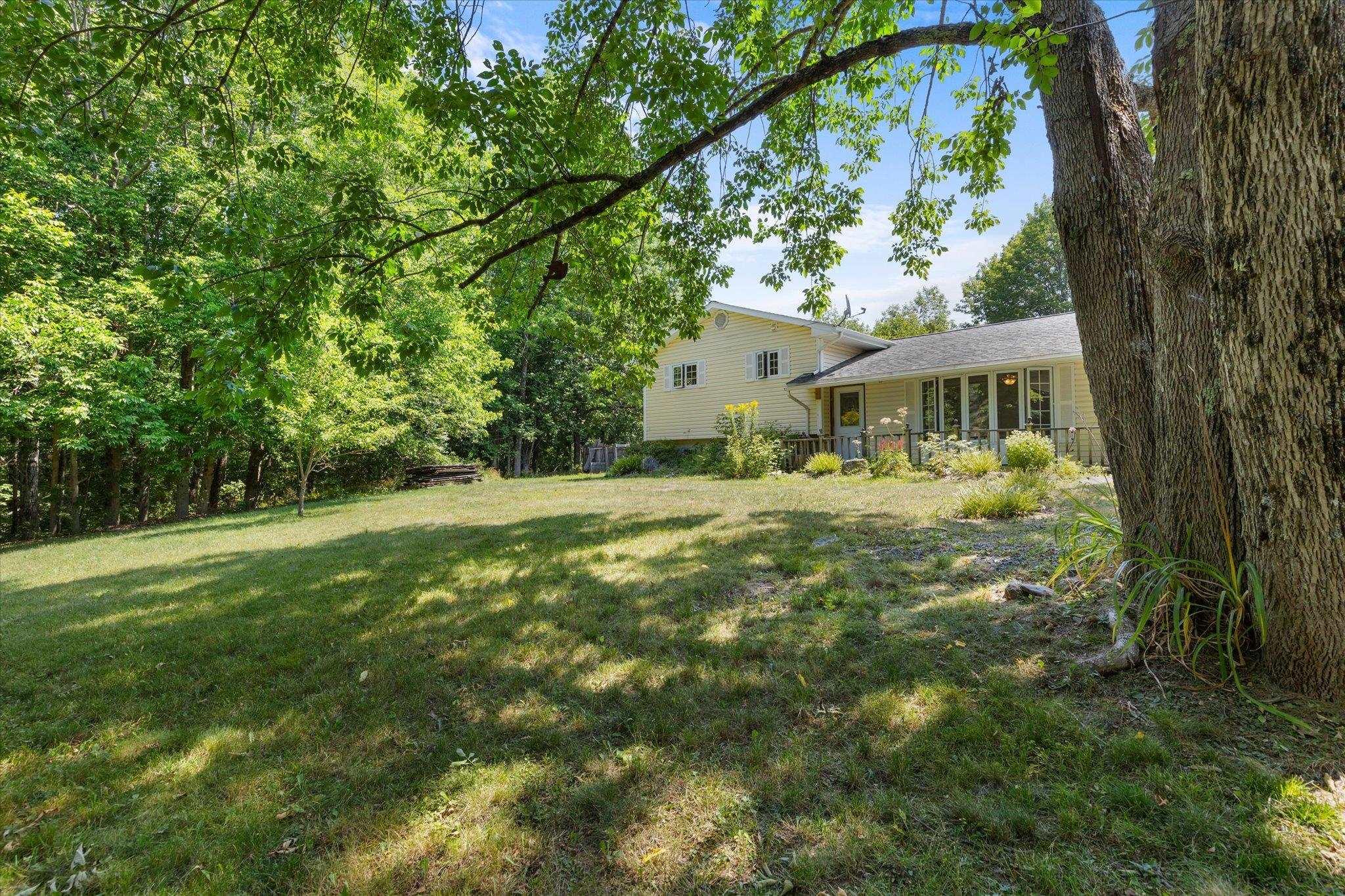 $479,900.00: 100 Old Northwest Road, Fauxburg