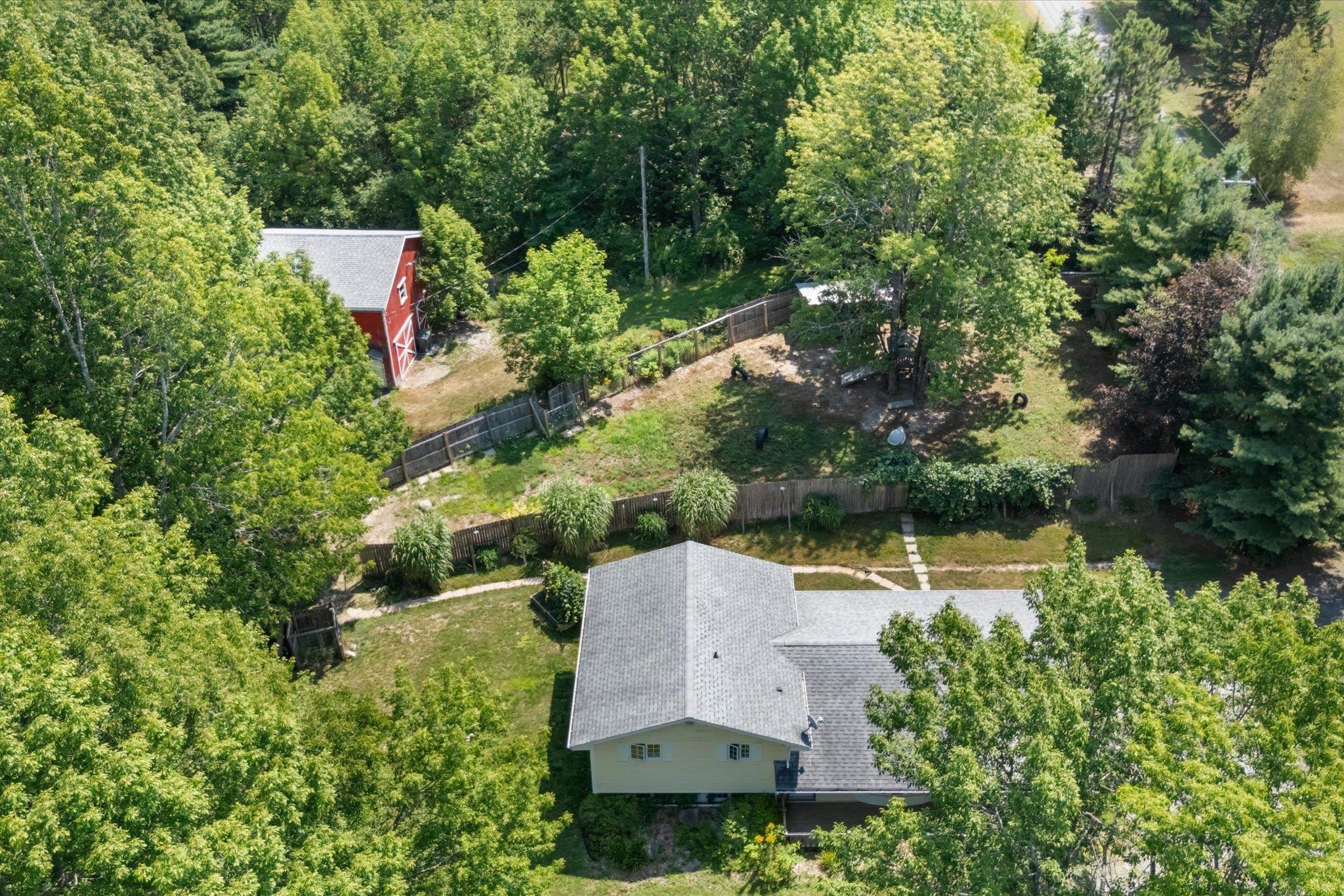 $479,900.00: 100 Old Northwest Road, Fauxburg