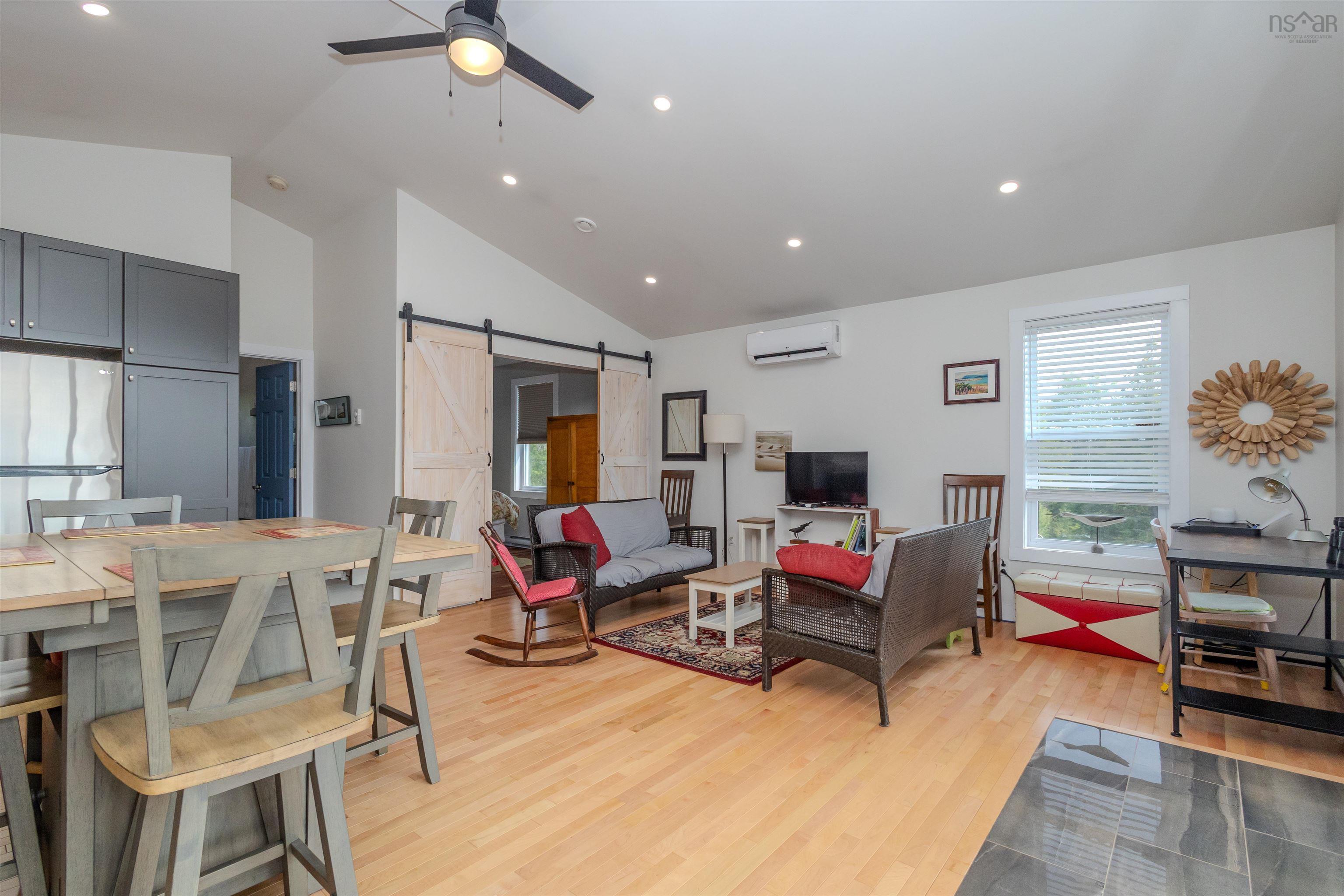 $419,999.00: 115 Morrison Road, North Side East Bay