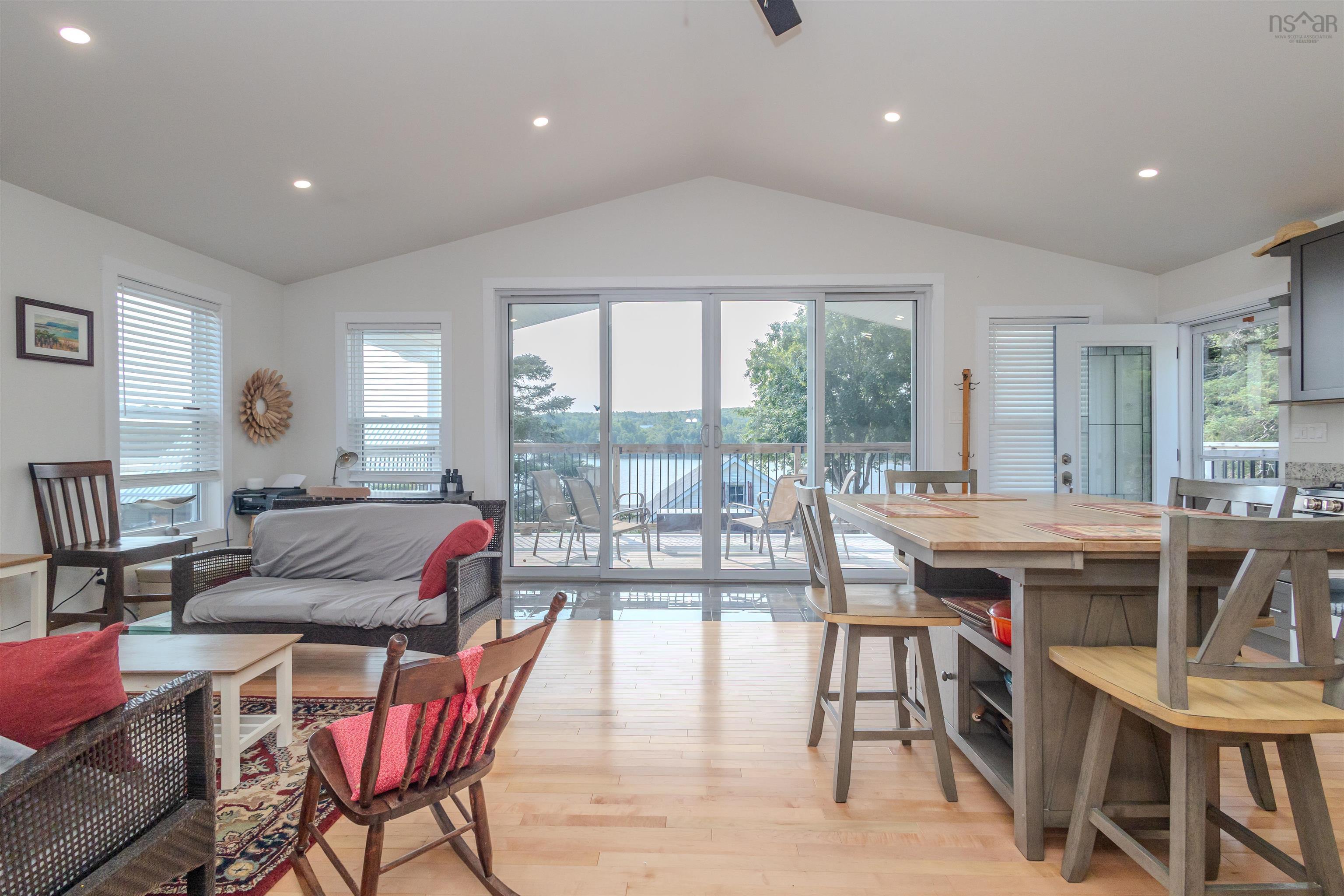 $419,999.00: 115 Morrison Road, North Side East Bay