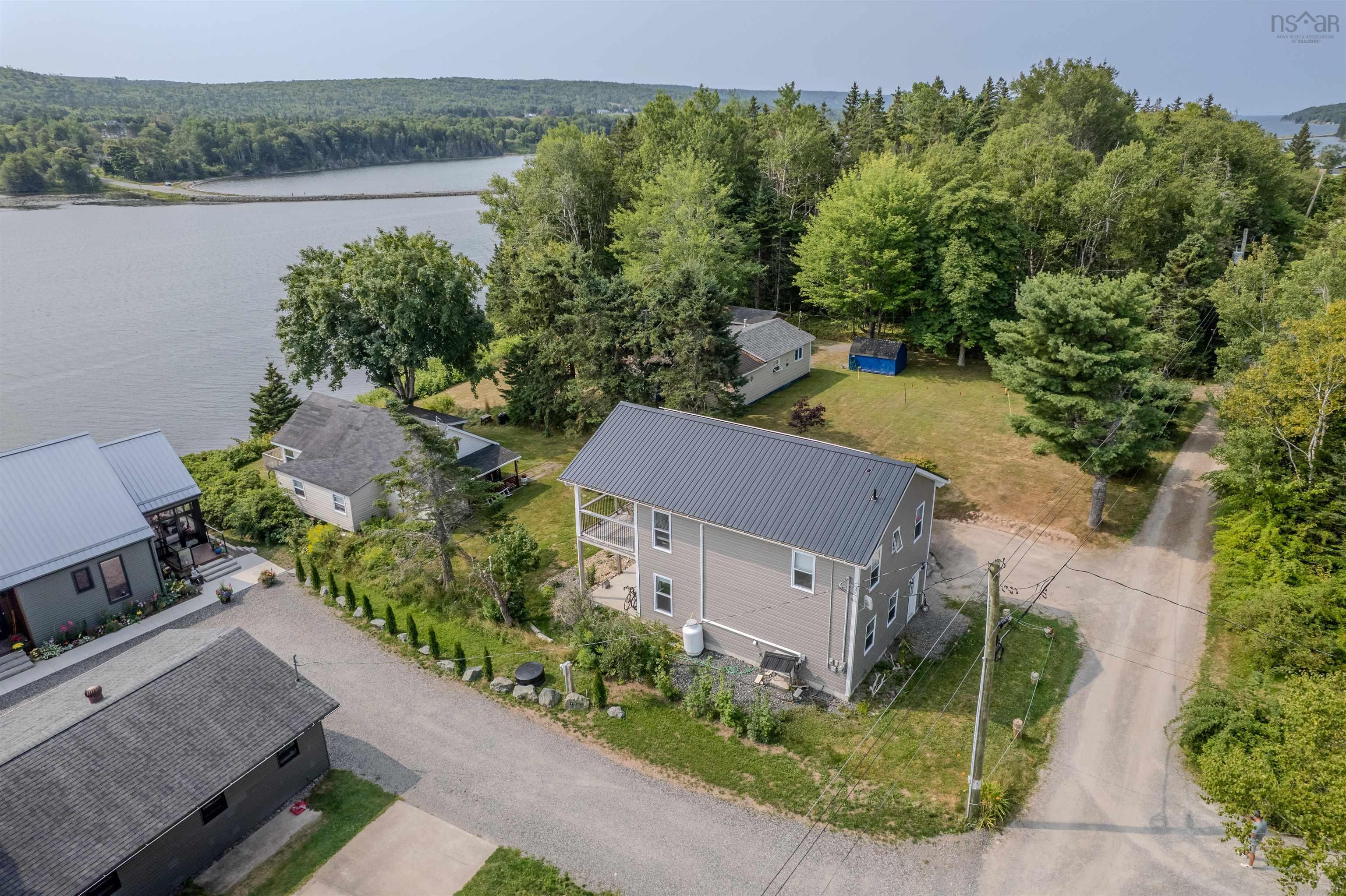 $419,999.00: 115 Morrison Road, North Side East Bay